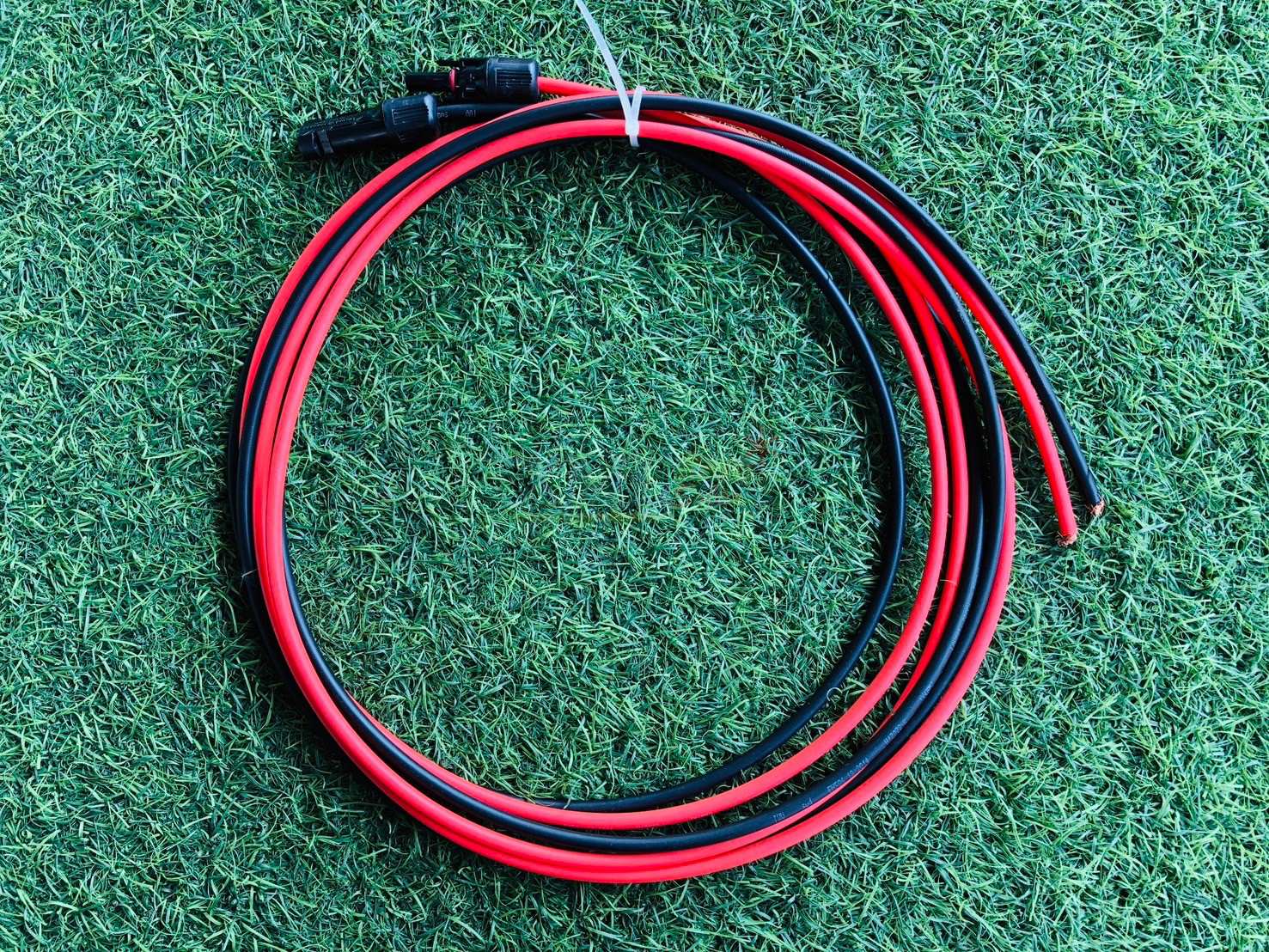 ปั๊ม DC 24 V (ปั๊มสีน้ำเงินเเดง) พร้อม เเผงโซล่าเซลล์ โค้งงอได้ 120W