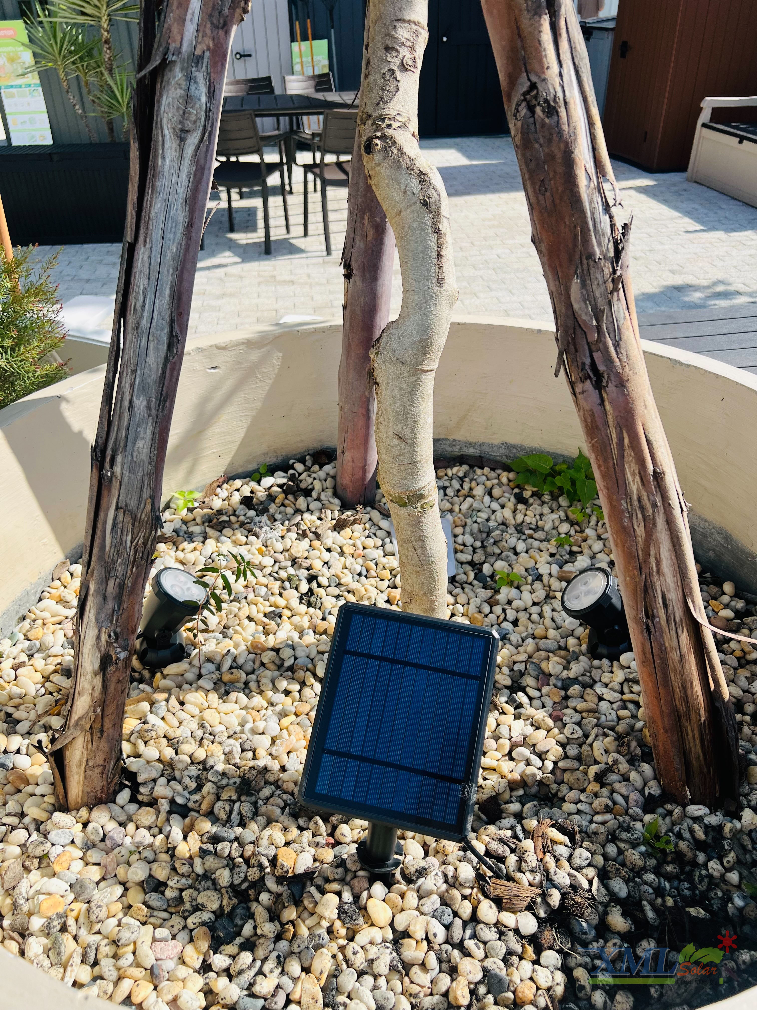 สปอร์ตไลท์ปักสนามโซล่าเซลล์ DC-16 รุ่น 2 หัว สาย 3 เมตร (แสง : เหลืองวอมไวท์)