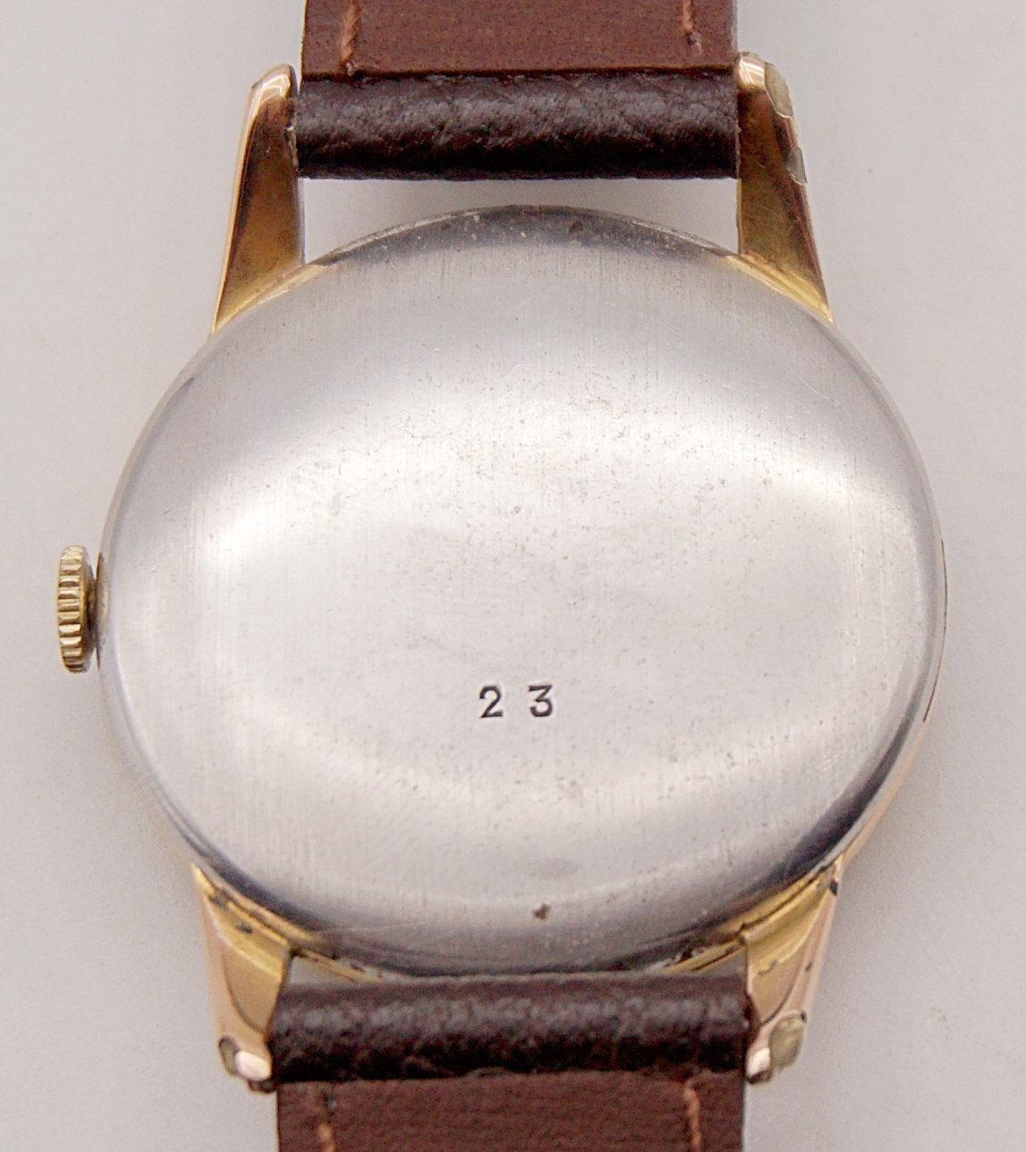 นาฬิกาเก่า ENICAR ไขลานสองเข็มครึ่ง