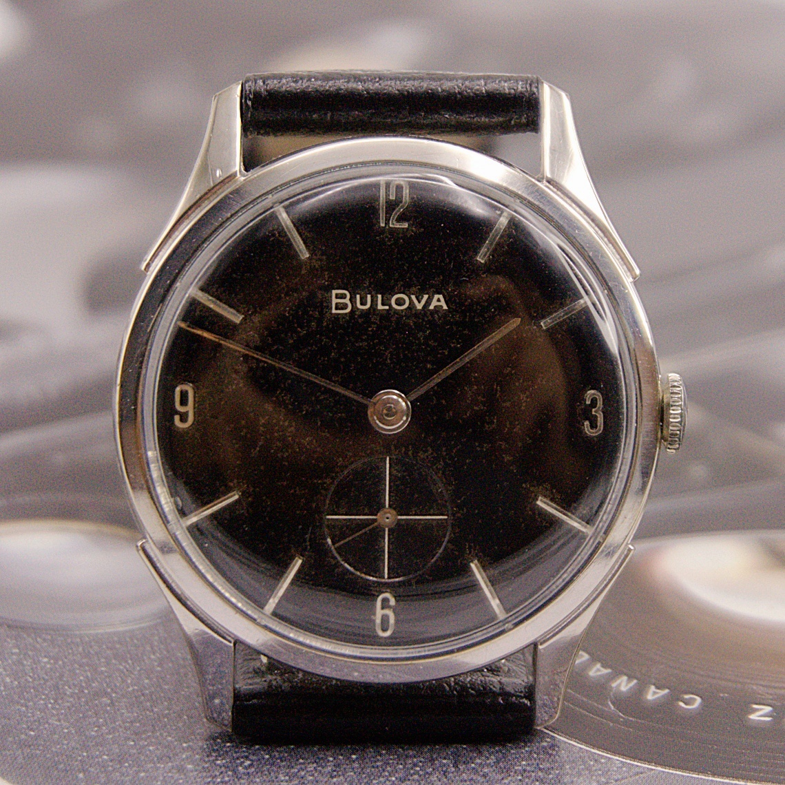 นาฬิกาเก่า BULOVA ไขลานสองเข็มครึ่ง
