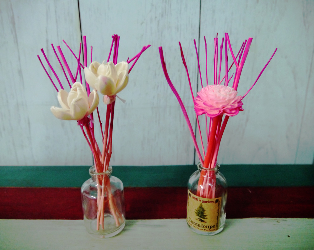 เซ็ตน้ำหอมกลิ่นวนิลา +ก้านไม้กระจายกลิ่น 30cc.