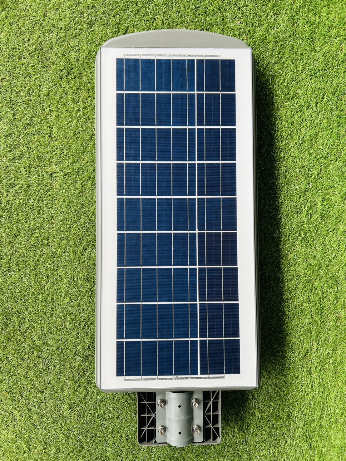 โคมไฟถนนโซล่าเซลล์ Modi x XML รุ่น MD-SLT17-400W (แสง : ขาว)(Motion sensor + สว่างค้าง)