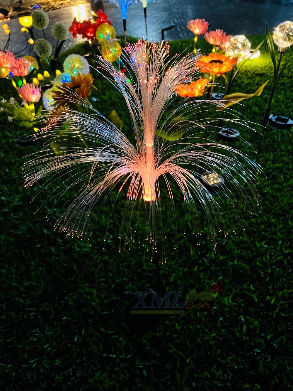 ไฟปักสนามโซล่าเซลล์ ทรงแมงกะพรุน (แสง : หลากสี)(1 แถม 1)