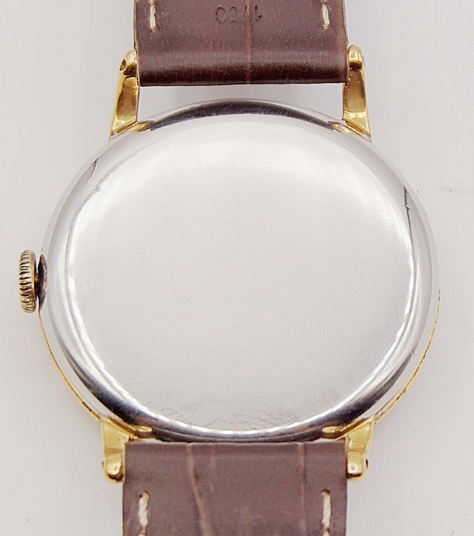 นาฬิกาเก่า MOVADO ไขลานสองเข็มครึ่ง