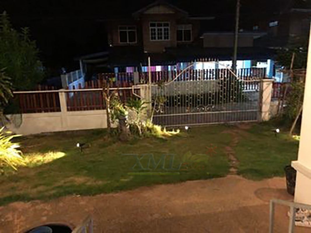 สปอร์ตไลท์ปักสนามโซล่าเซลล์ รุ่น SSL-001