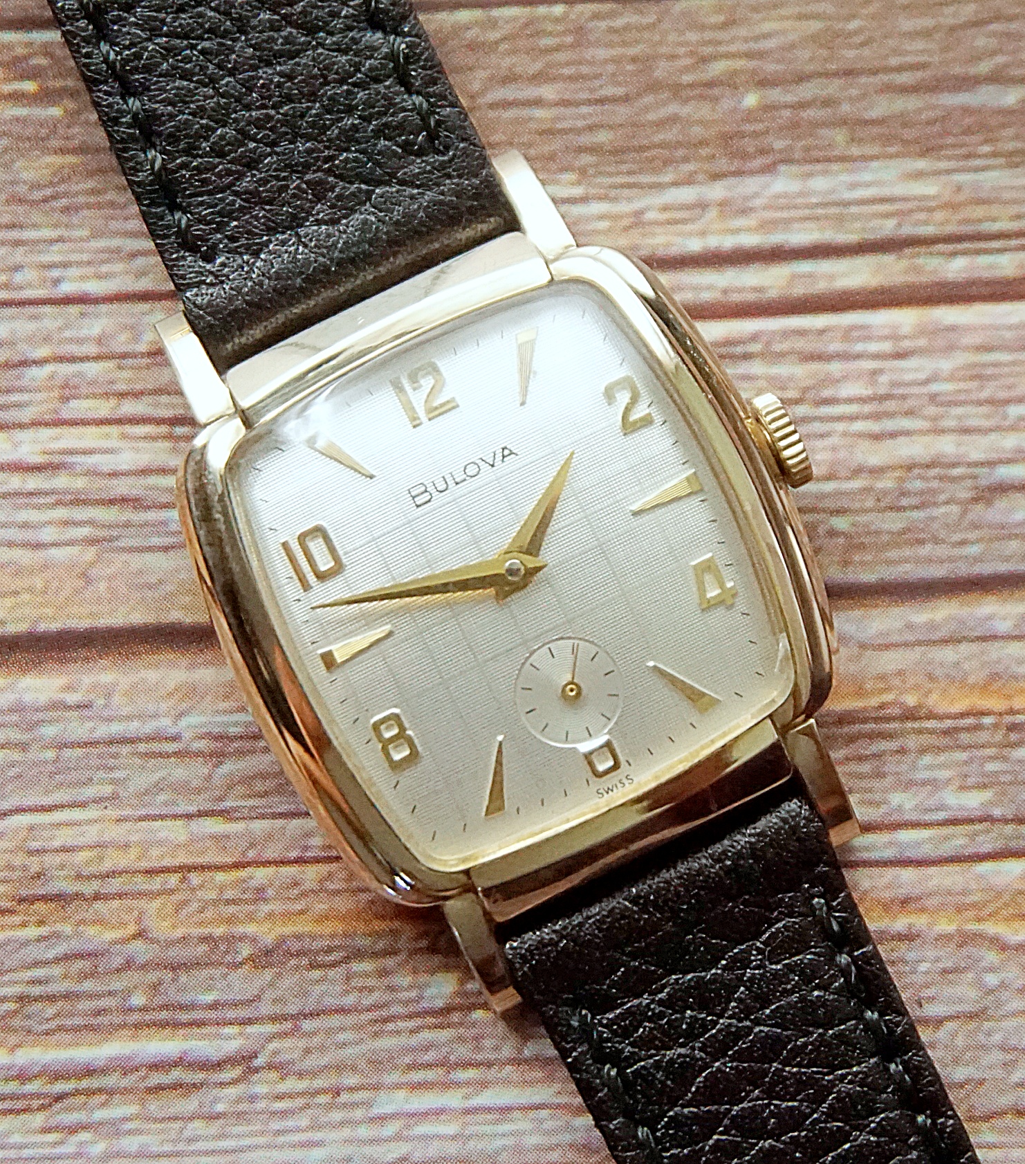 นาฬิกาเก่า BULOVA ไขลานสองเข็มครึ่ง