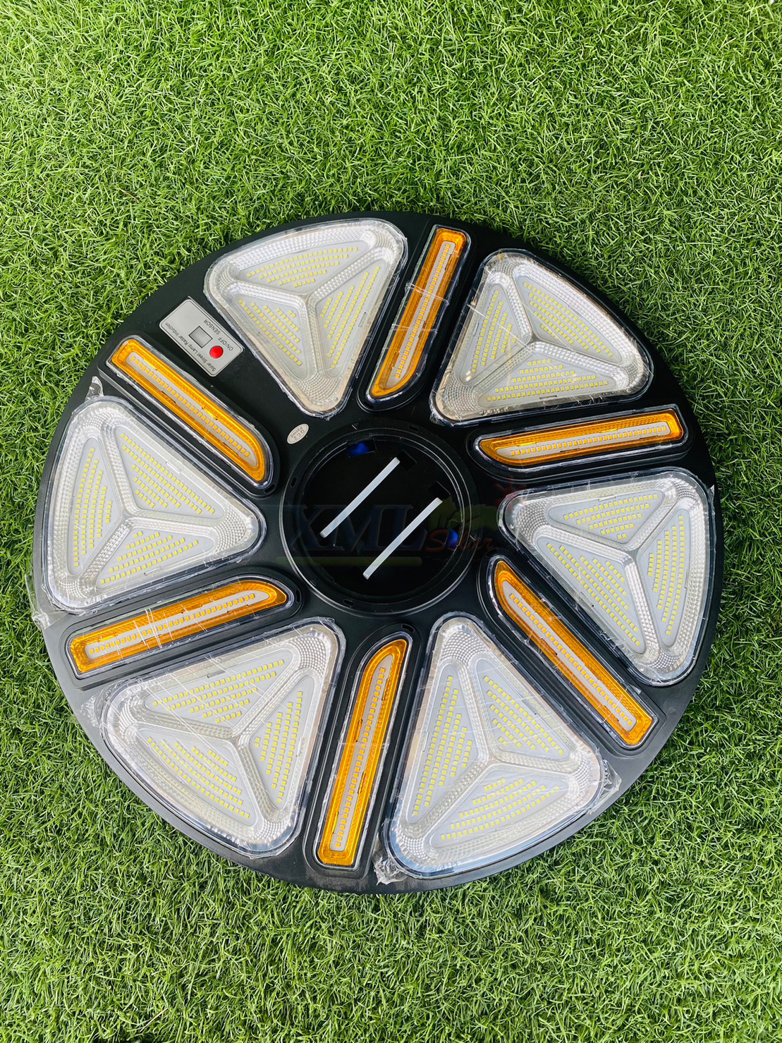 โคมไฟถนนโซล่าเซลล์ UFO ทรงกลมแถบเหลือง รุ่น MODI x XML 300W + Motion Sensor (แสง : ขาว)