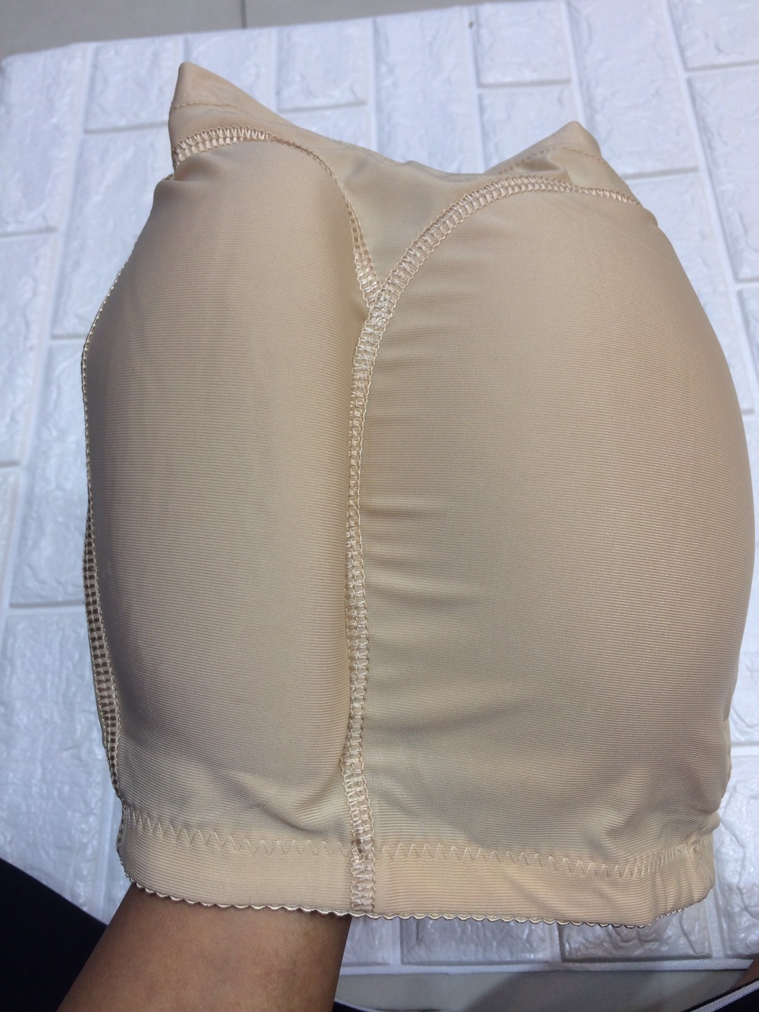 กางเกงเสริมทั้งก้นและสะโพก แบบถอดฟองน้ำออกได้ มี 2 สี ดำ,เนื้อ มี Size M,L,XL,2XL ราคาส่ง 3 ชิ้น คละแบบได้ทั้งร้าน ราคาส่งตัวละ 290 บาท