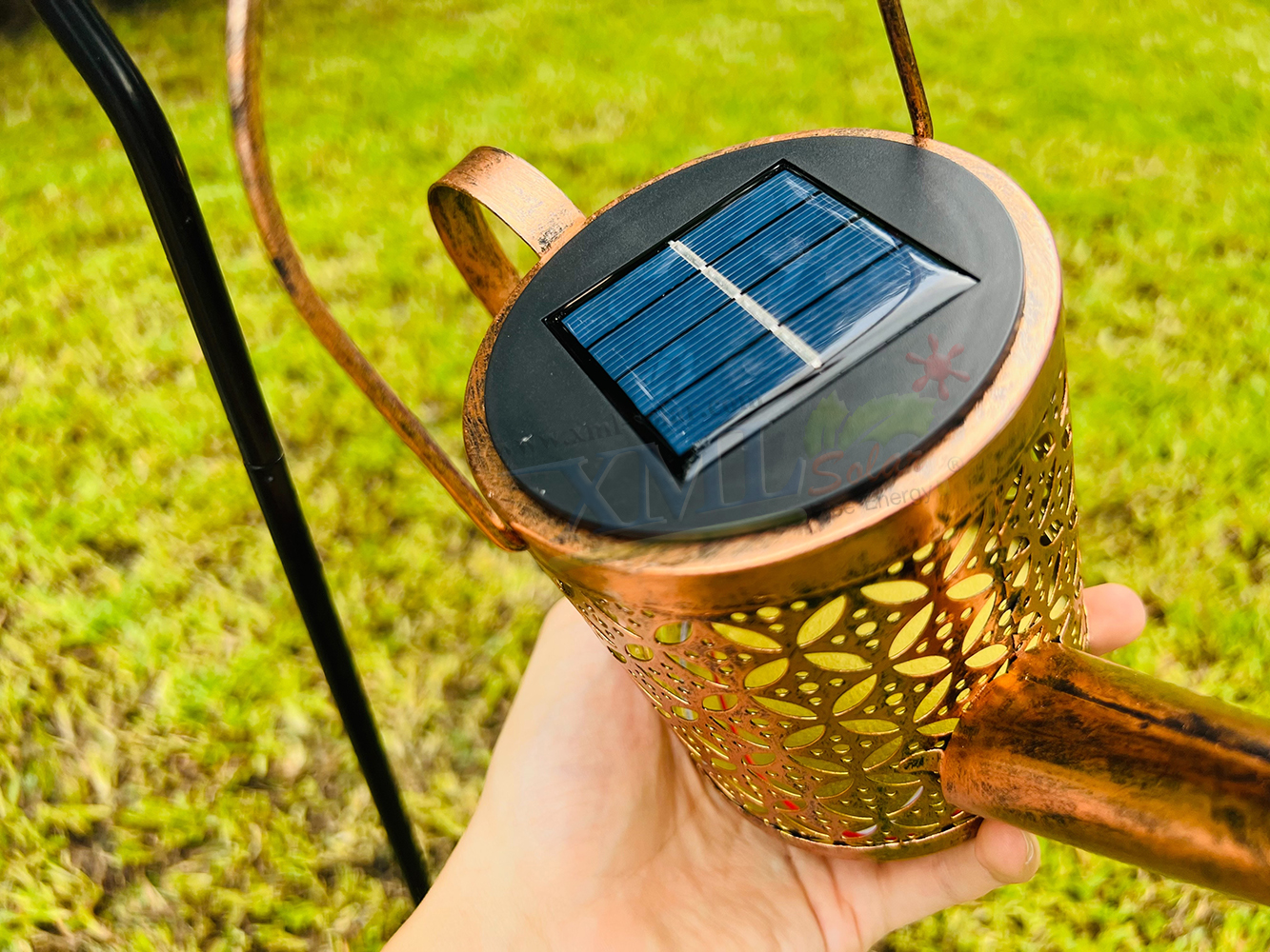 ไฟปักสนามโซล่าเซลล์ ทรงบัวรดน้ำ (chip 36 led ) (แสงเหลืองวอมไวท์)