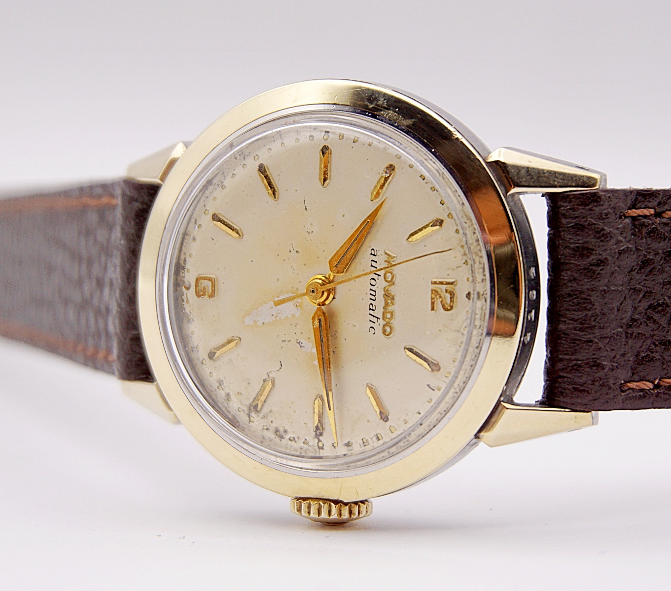 นาฬิกาเก่า MOVADO ออโตเมติกครึ่งรอบ