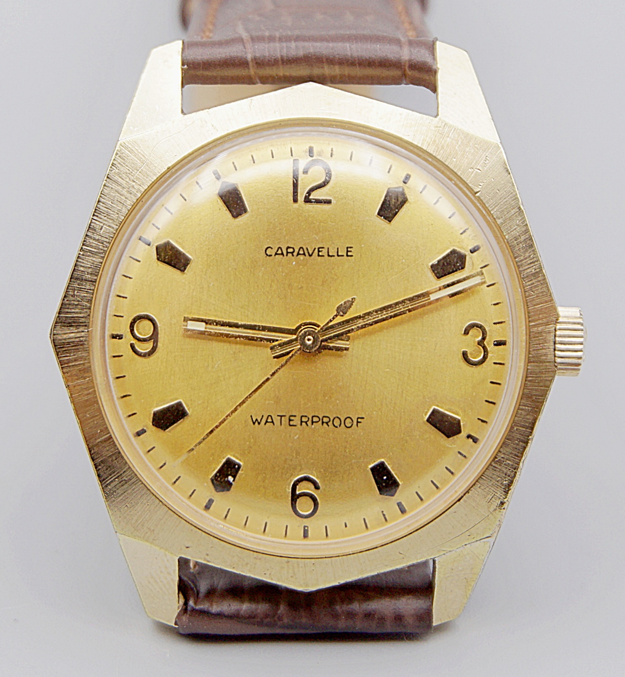 นาฬิกาเก่า CARAVELLE ไขลาน
