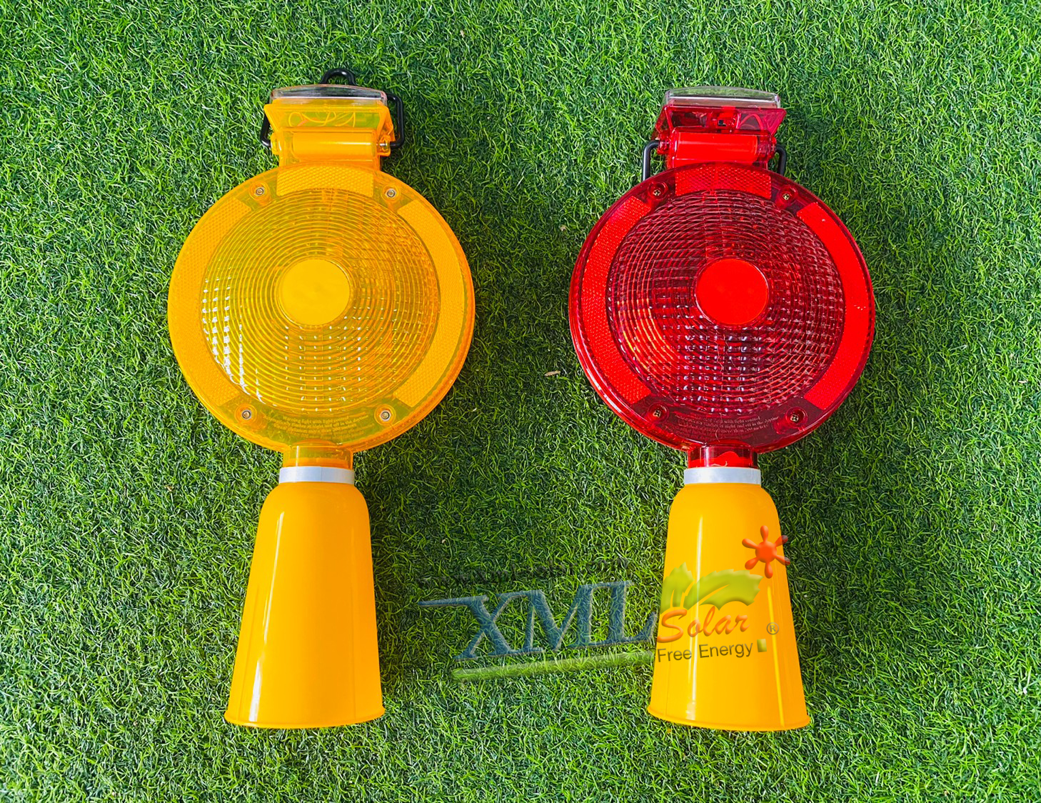 ไฟเตือนกรวย ทรงกลมใหญ่ พลังงานเเสงอาทิตย์ (เเสง : สีเเดง)