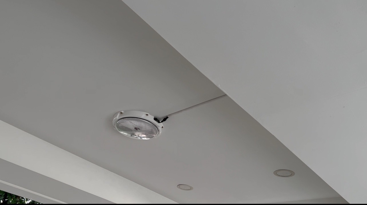 โคมไฟซาลาเปาโซล่าเซลล์ ติดเพดาน-ผนัง รุ่น 300W.+300W. (แสงขาว)( 2 โคม )