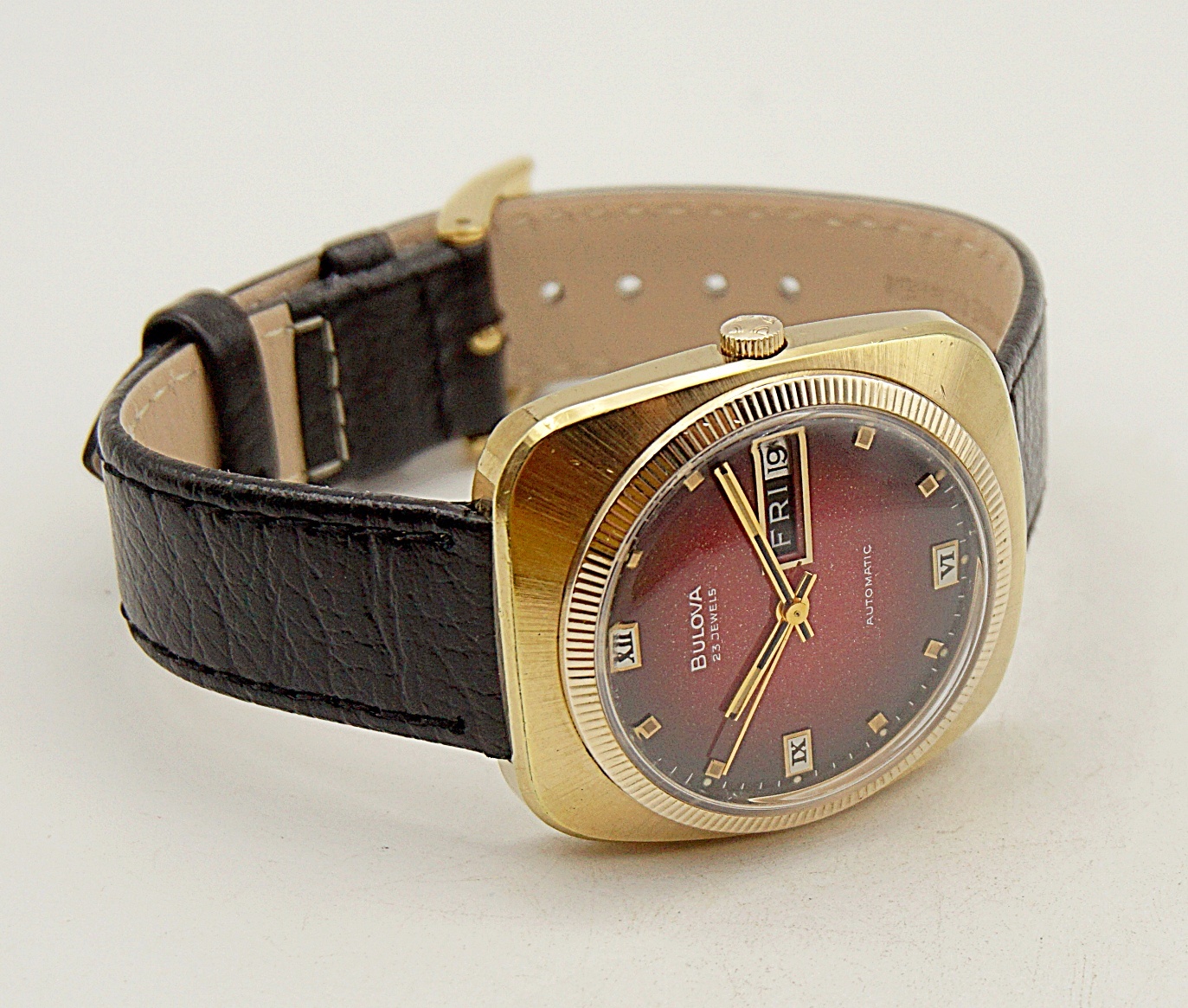 นาฬิกาเก่า BULOVA ออโตเมติก