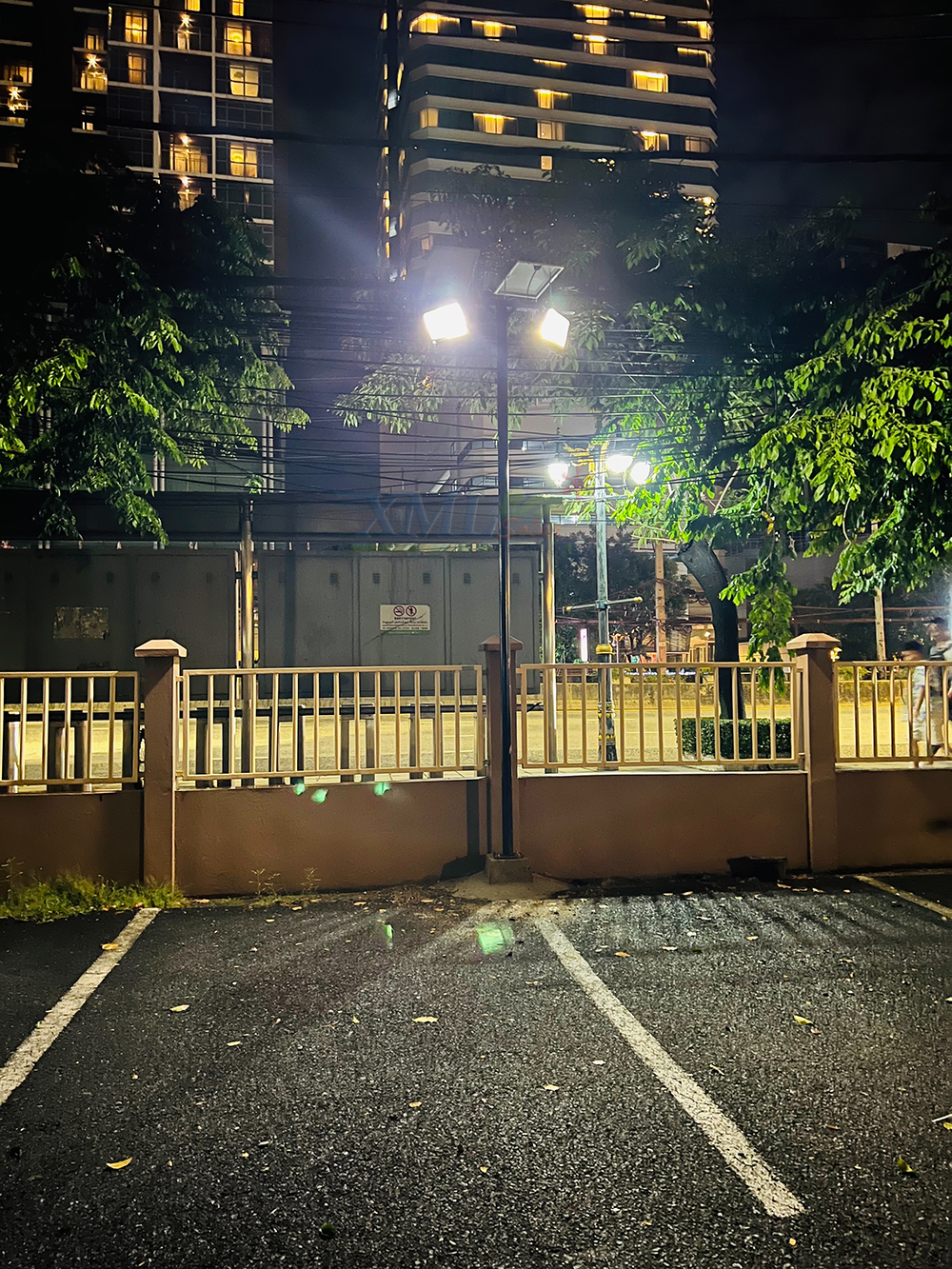 เสาไฟสนาม เหล็กพ่นสีดำ (ปลาย 3 นิ้ว)