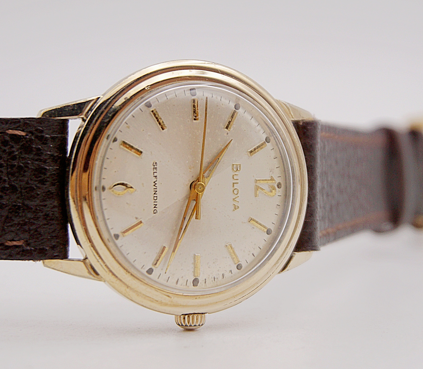 นาฬิกาเก่า BULOVA ออโตเมติก