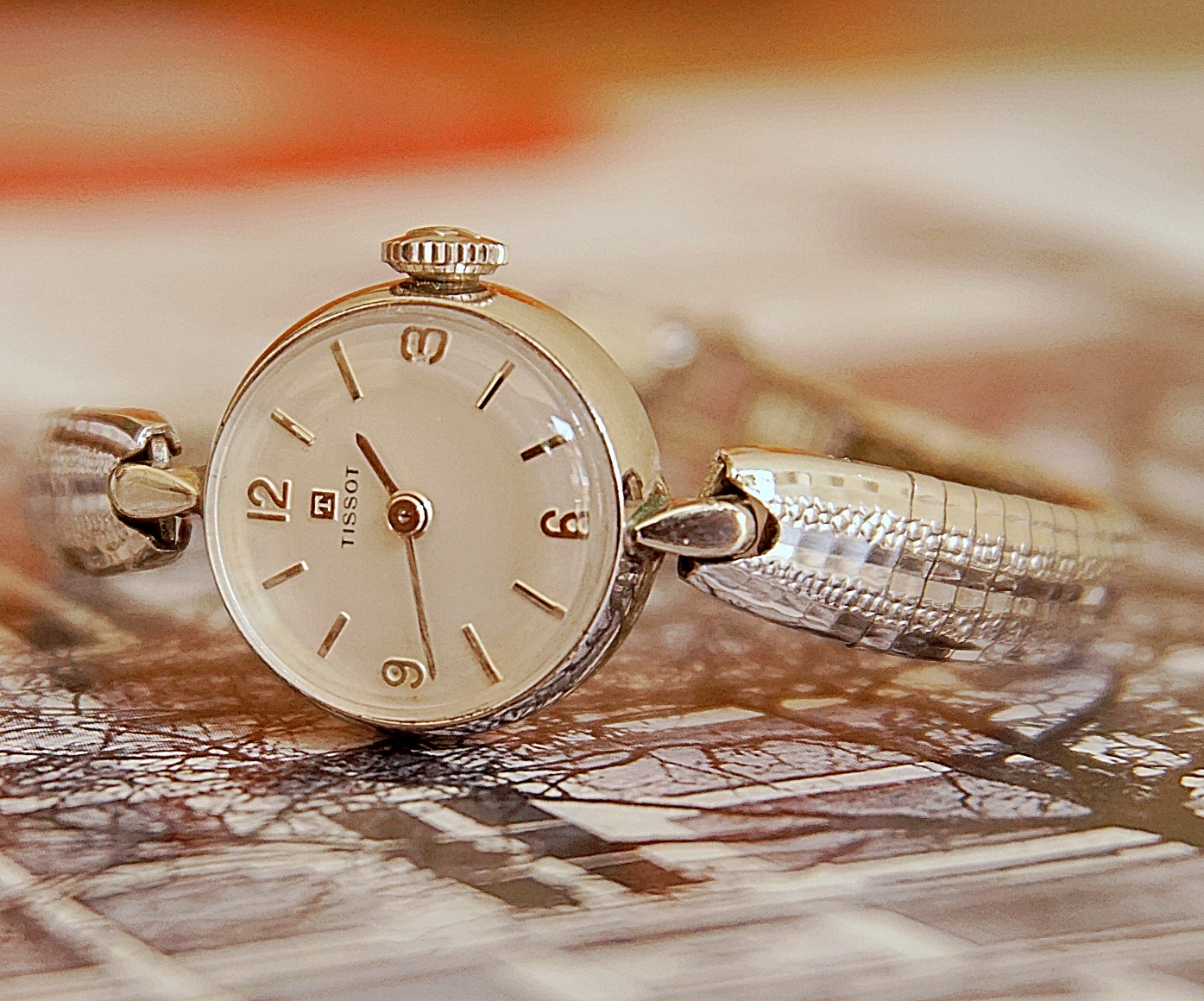 นาฬิกาเก่า TISSOT ไขลาน (นาฬิกาผู้หญิง)