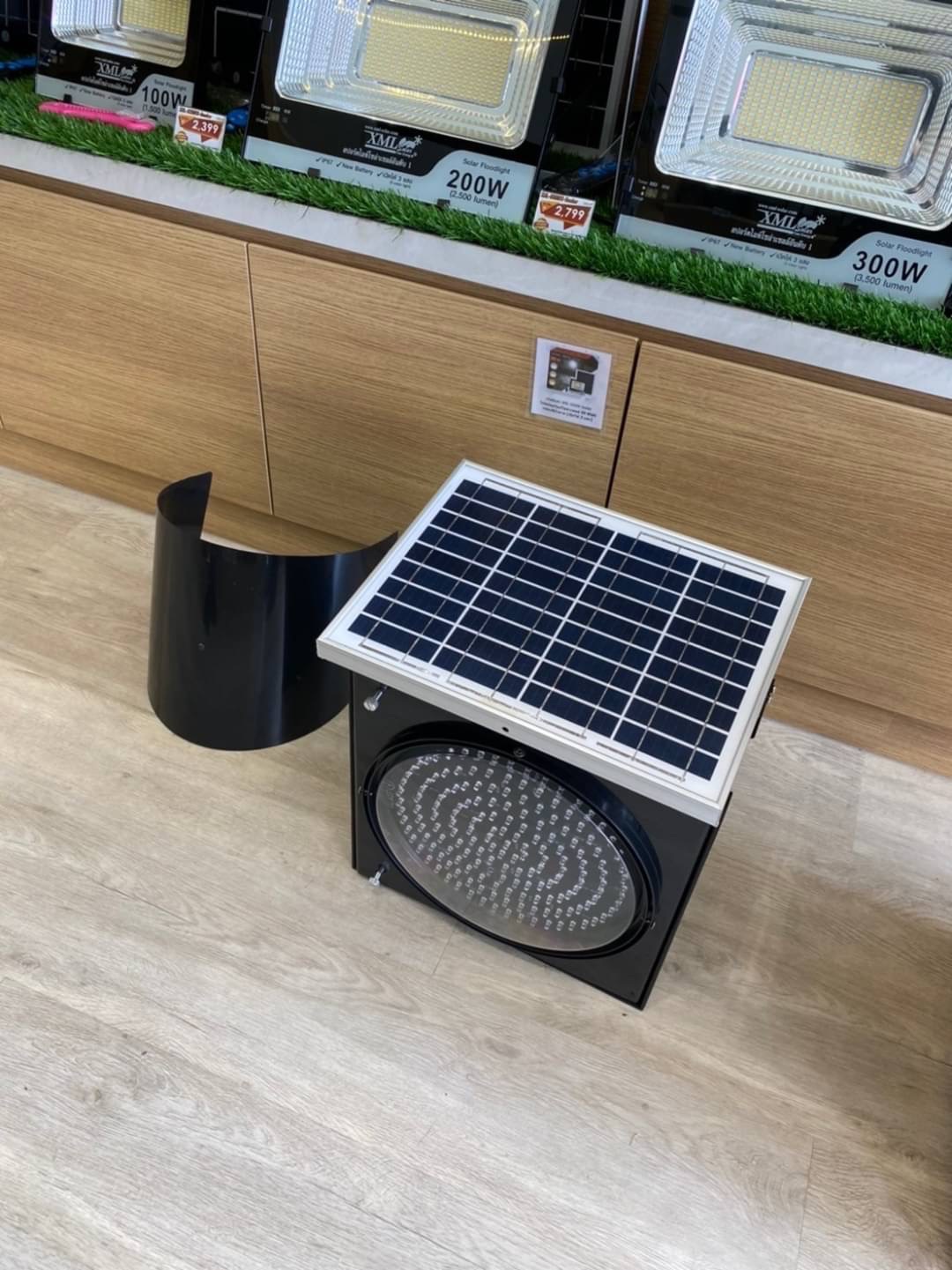 ไฟเตือนจราจร ทางแยก รุ่น 10 watt 170 led (แสง: สีเหลือง)