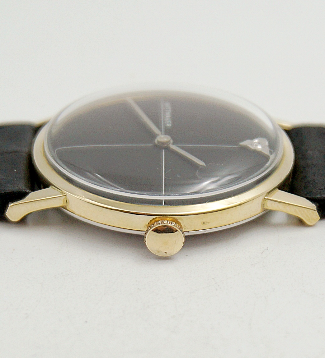 นาฬิกาเก่า WITTNAUER BY LONGINES ไขลาน