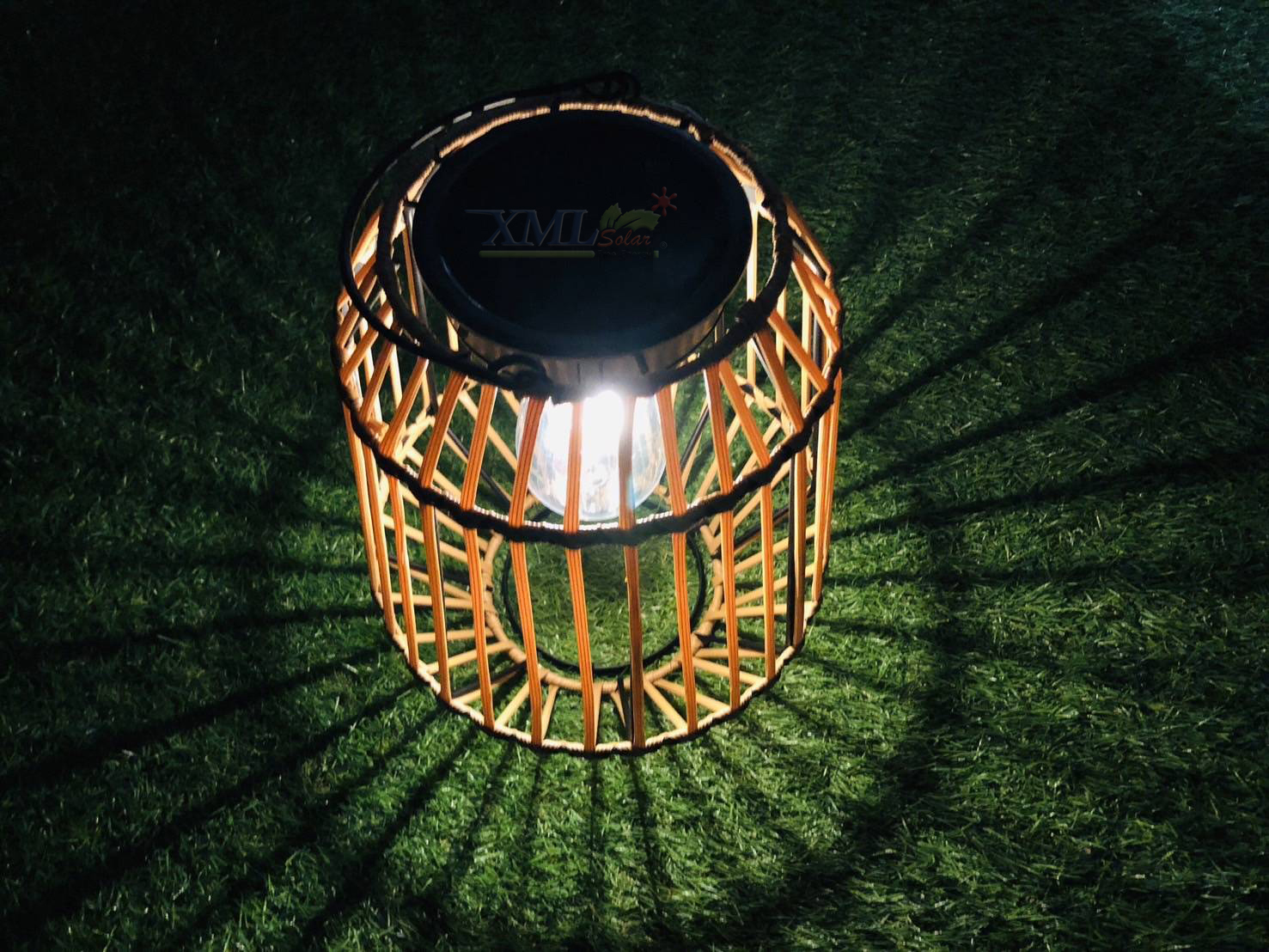 โคมไฟหวายโซล่าเซลล์ รุ่น MD-S3004 (แสง : เหลืองวอมไวท์)