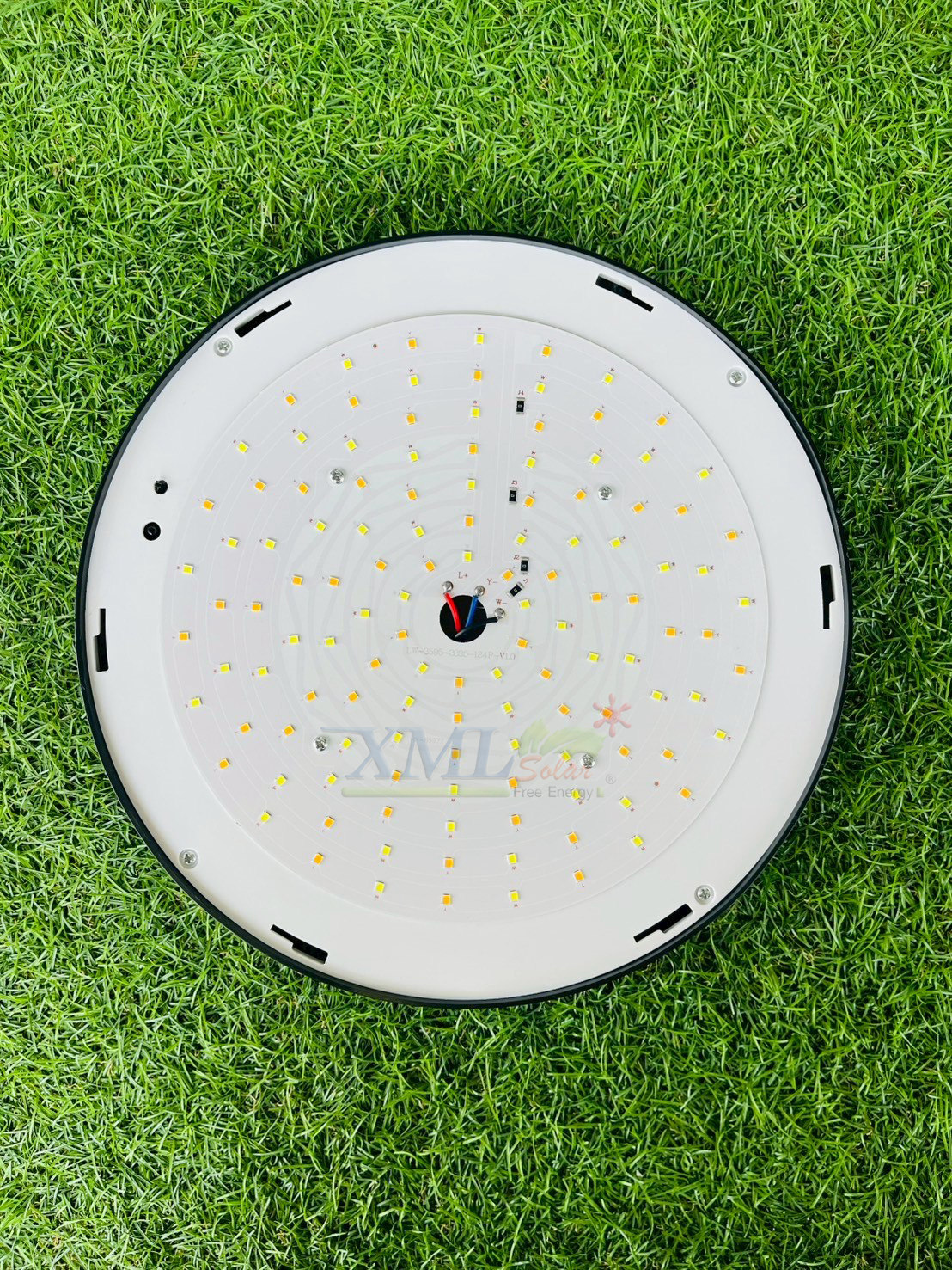 โคมไฟหัวเสาโซล่าเซลล์ รุ่น JD-X29 (เปิดได้ 3 แสง)