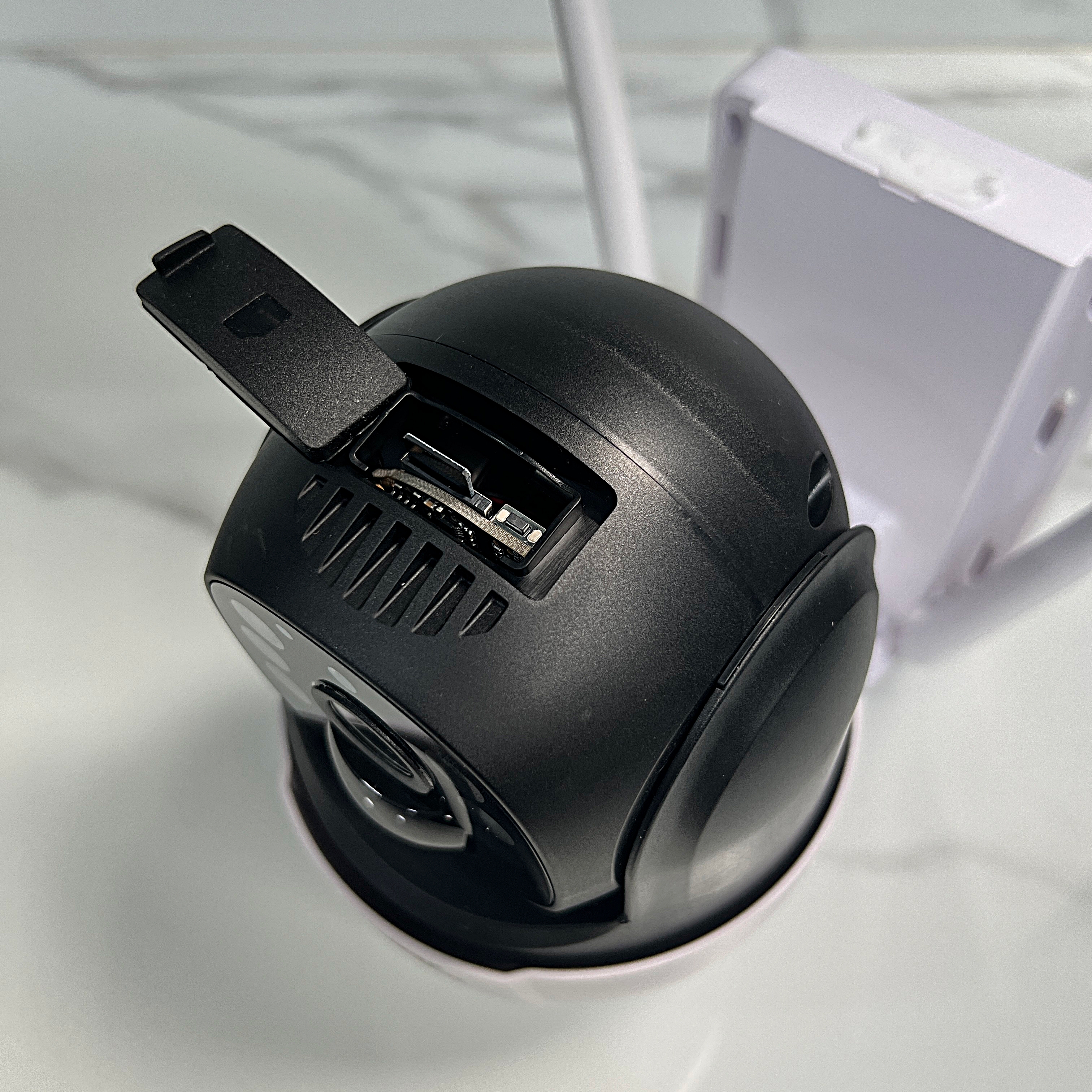 กล้องวงจรปิดโซล่าเซลล์ 4MP EseeCloud (4G) Solar CCTV Camera With 4G รุ่น SCG401P10