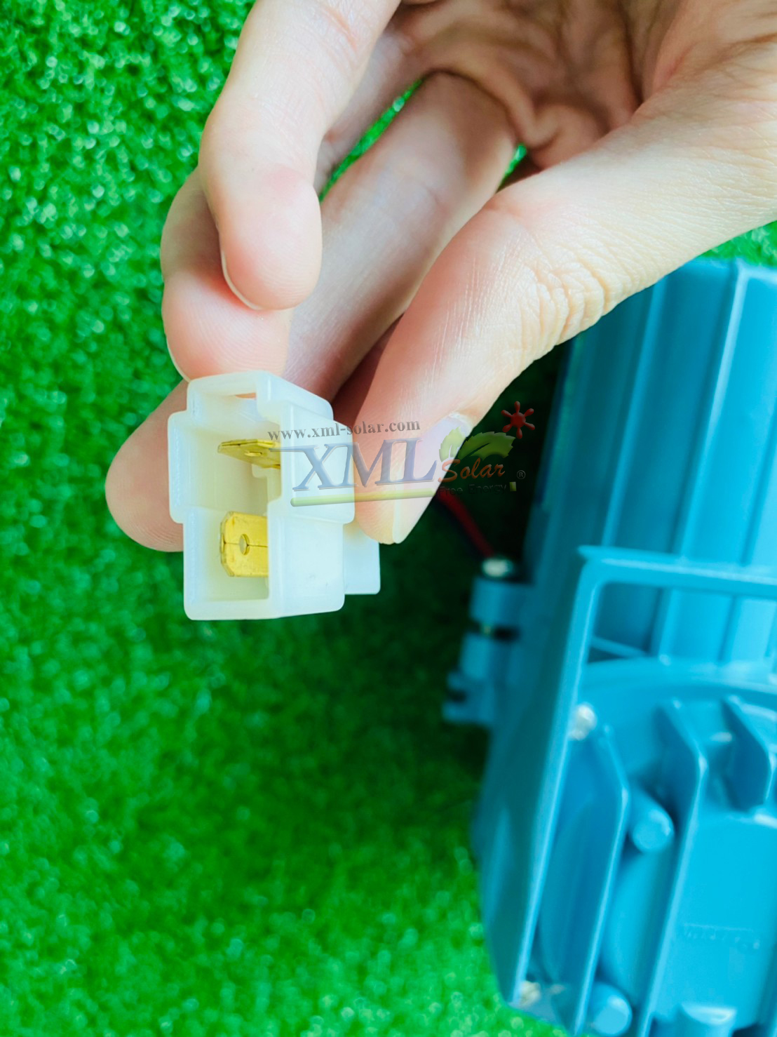 ชุดปั๊มออกซิเจน โซล่าเซลล์ รุ่นใหญ่ (ระบบ DC) ปั๊ม 12v. /18 W. พร้อมแผงโค้งงอได้ 120 Watt