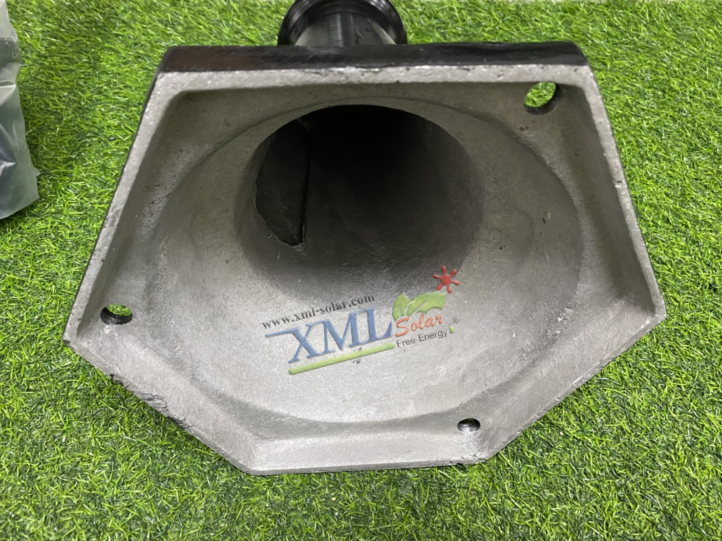 เสาไฟสนาม อะลูมิเนียม+เหล็กชุบดำ สูง 2.8 เมตร