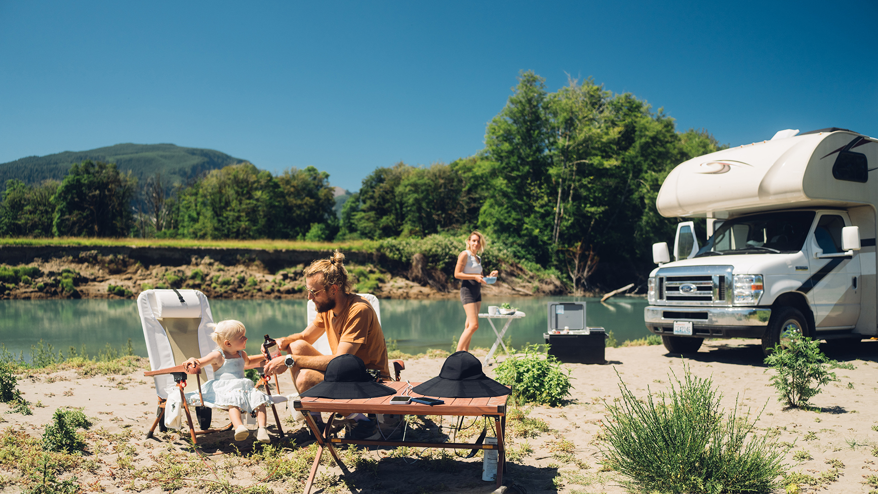 หมวกโซล่าเซลล์ รุ่น POWER HAT