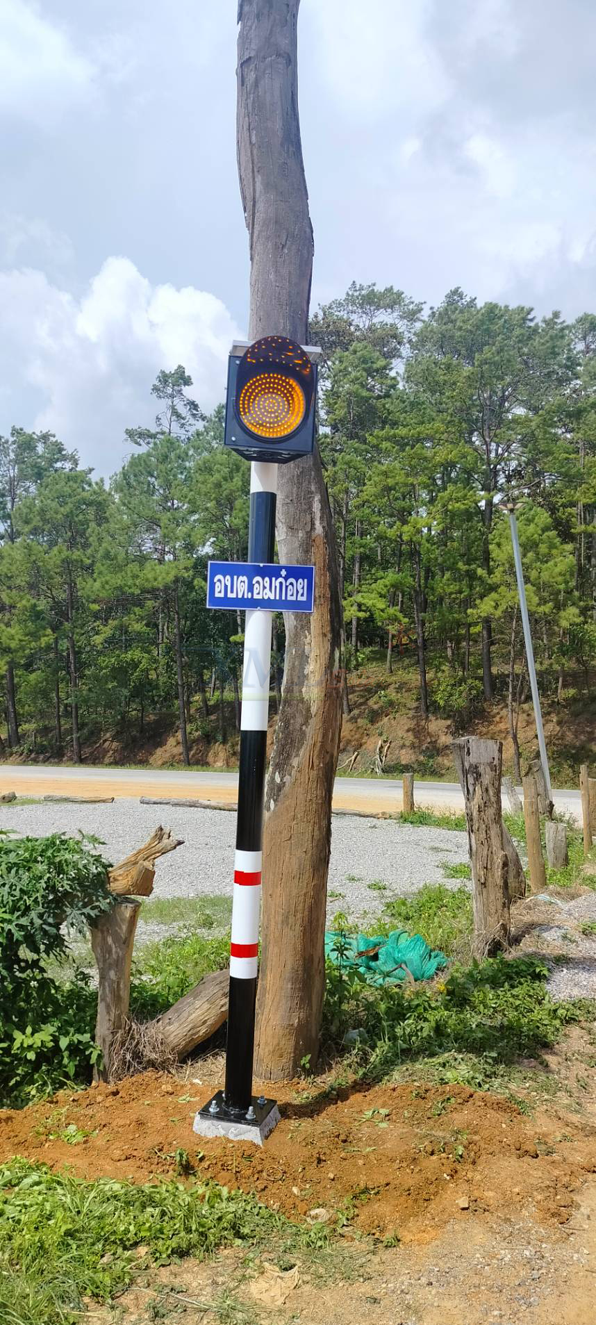 ไฟเตือนจราจร ทางแยก รุ่น 10 watt 170 led (แสง: สีเหลือง)