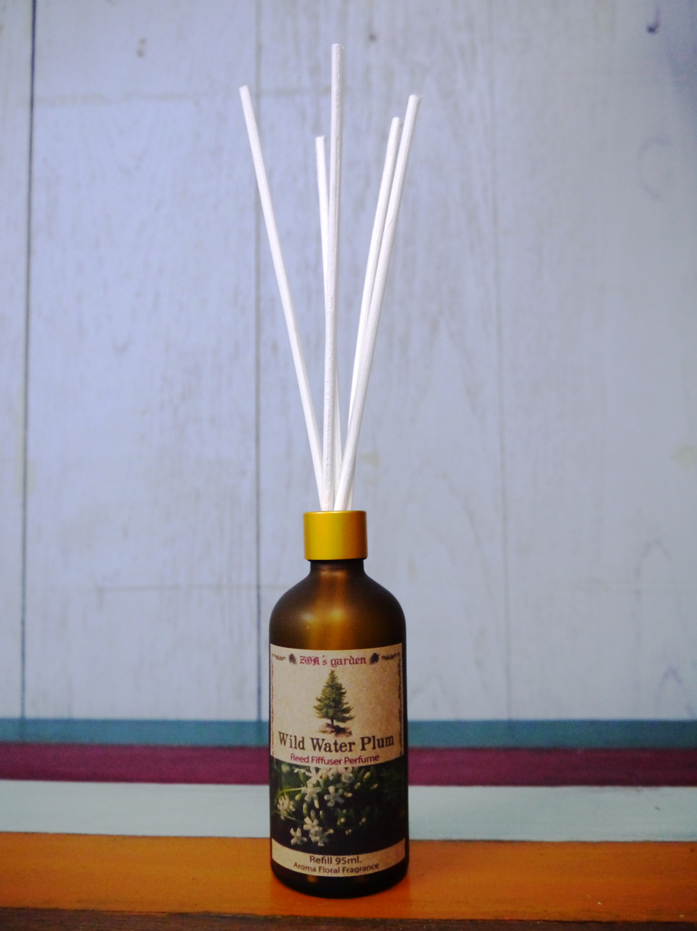 น้ำหอมกลิ่นดอกโมก Wild Water Plum 95cc Refill