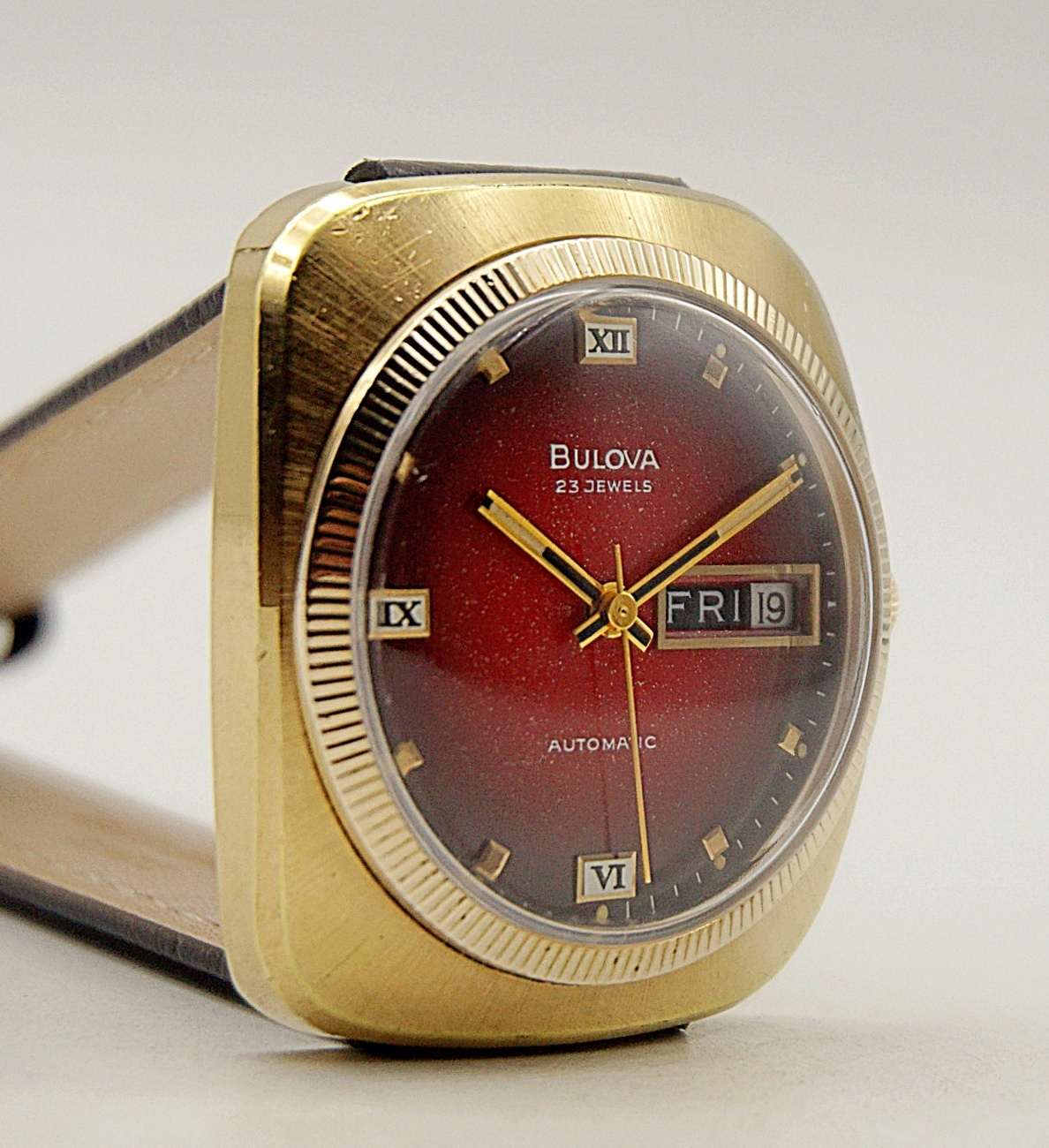 นาฬิกาเก่า BULOVA ออโตเมติก