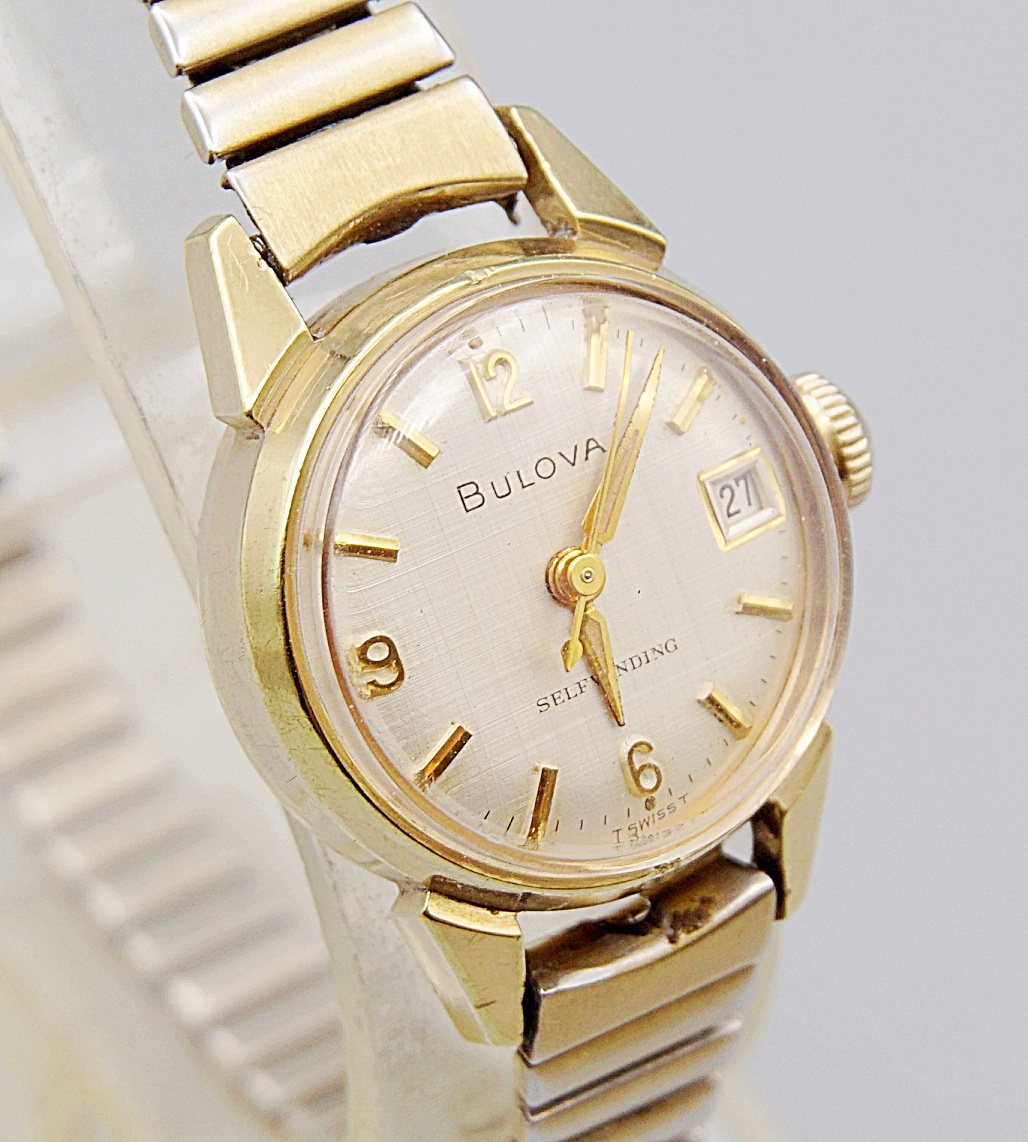 นาฬิกาเก่า BULOVA ออโตเมติก (ของผู้หญิงครับ)