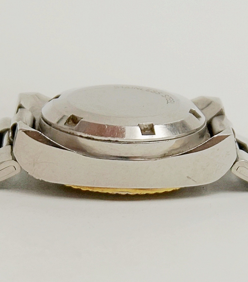 นาฬิกาเก่า WITTNAUER ออโตเมติก (นาฬิกาผู้หญิง)