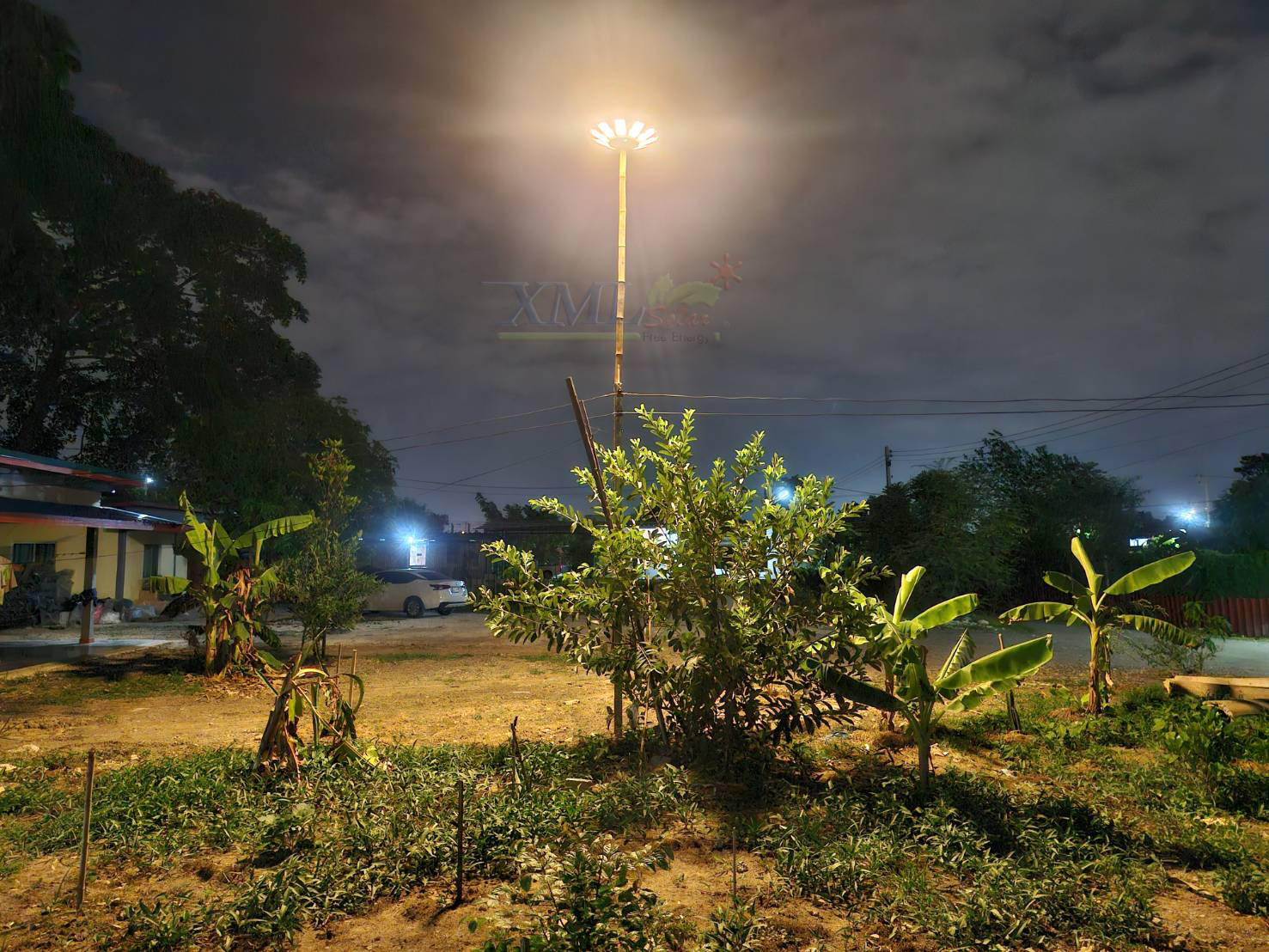 โคมไฟโซล่าเซลล์ UFO ทรงกลม (ขนาดใหญ่สุด 75 ซม.) (เปิดได้ 3 แสง) รุ่น MD-SLT38-500W