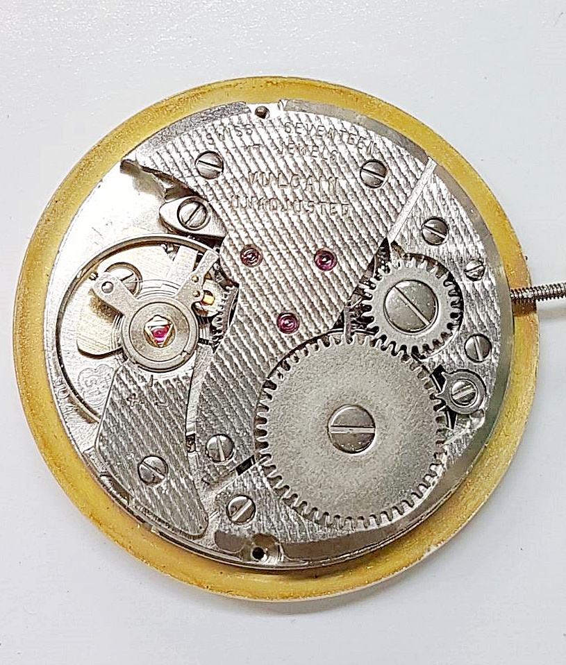 นาฬิกาเก่า VULCAIN ไขลาน