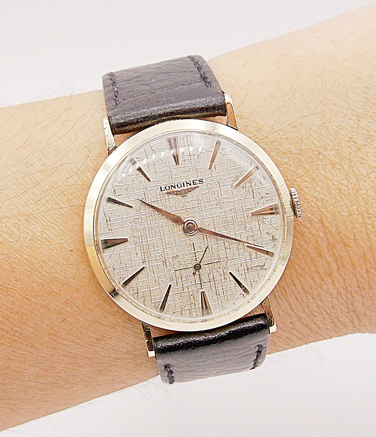 นาฬิกาเก่า LONGINES ไขลานสองเข็มครึ่ง