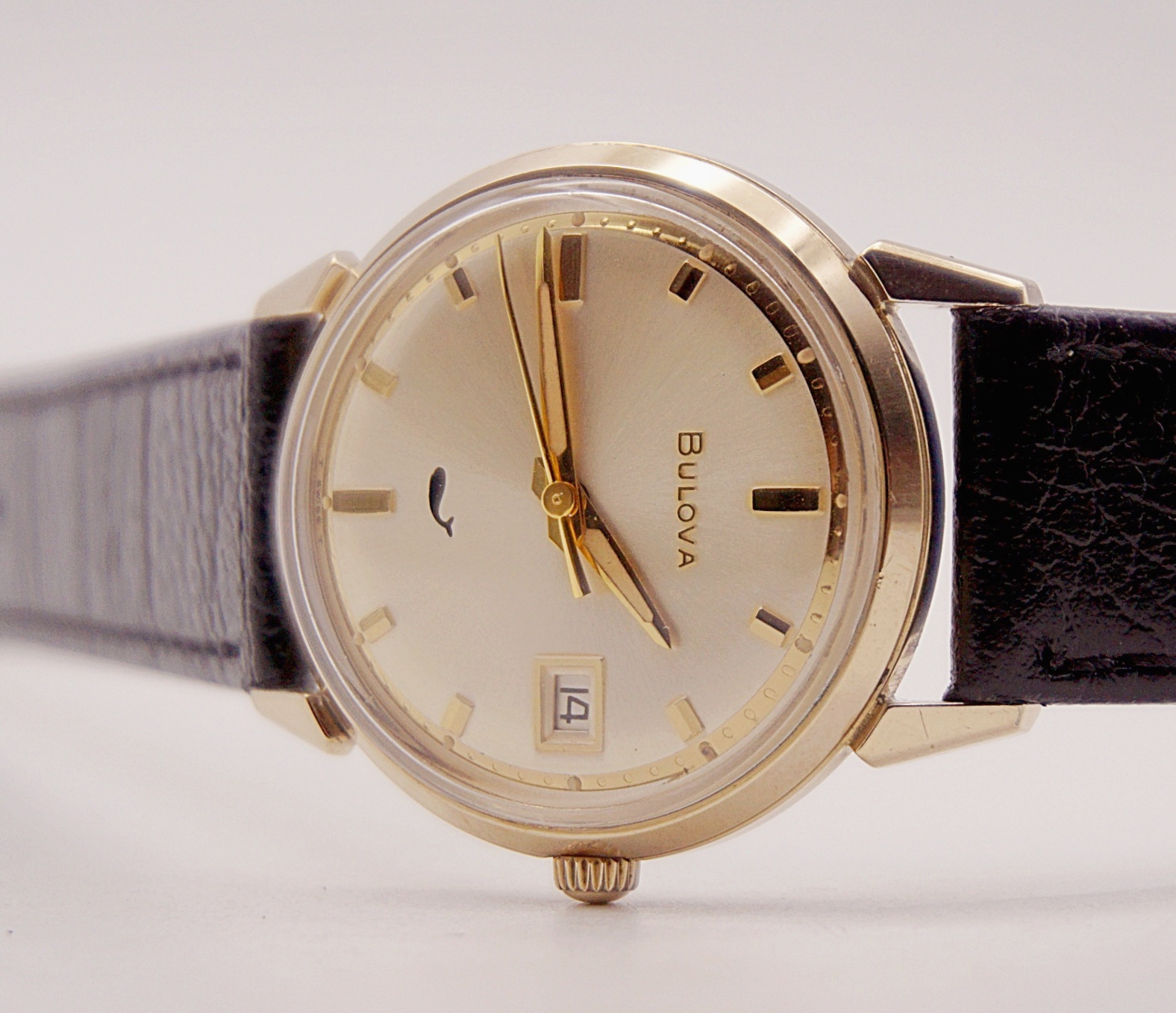 นาฬิกาเก่า BULOVA ไขลาน