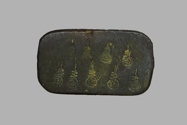 ท้าวเวสสุวรรณ รุ่นเทพสถิตย์ ปี2544 หลวงปู่หมุน ฐิตสีโล ปลุกเสก