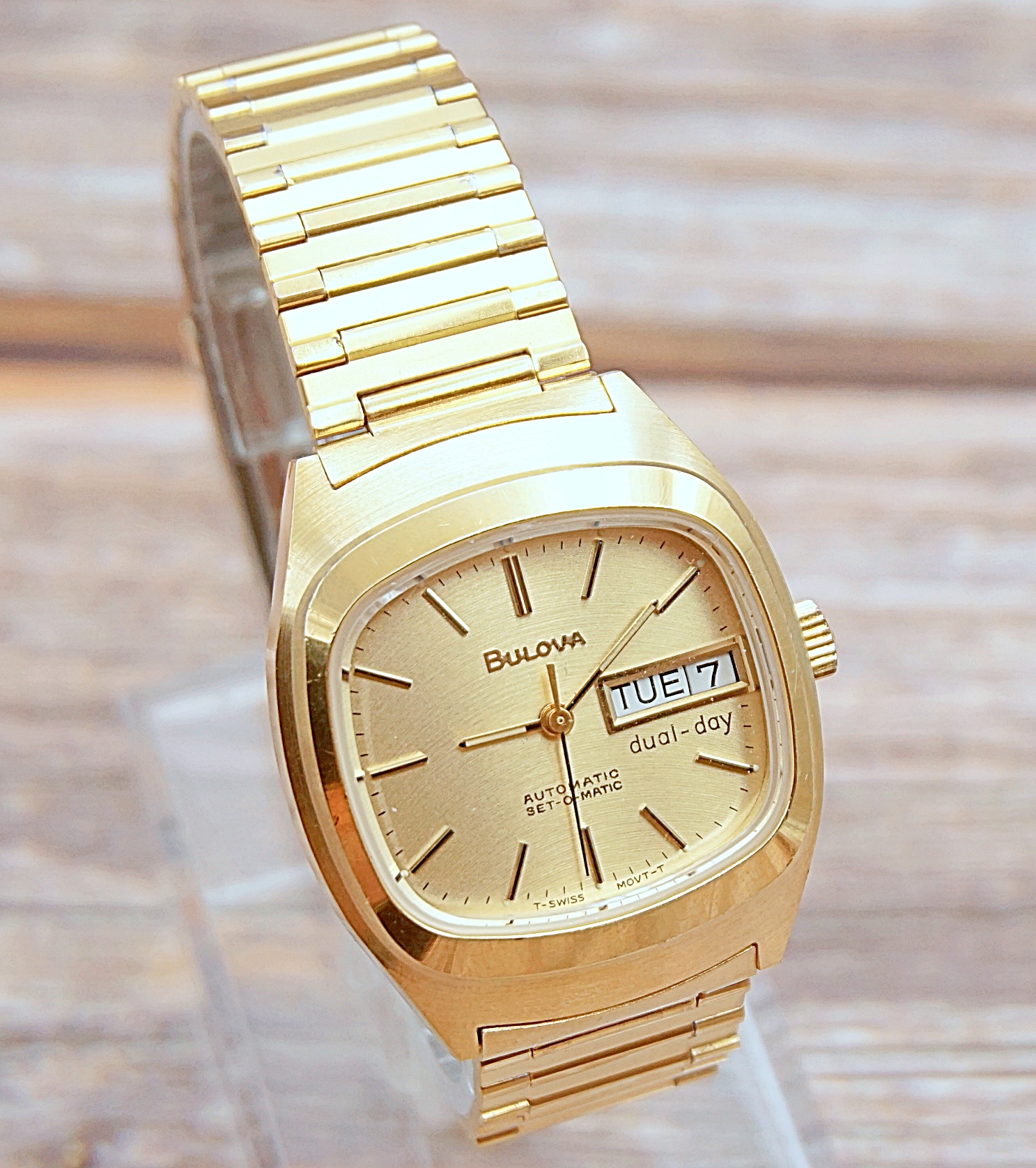 นาฬิกาเก่า BULOVA ออโตเมติก