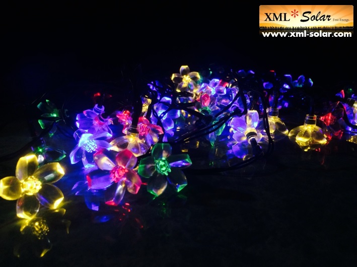 ไฟกระพริบโซล่าเซลล์ รูป ดอกไม้ 50 ดอก (เเสง : ผสม 4 สี)