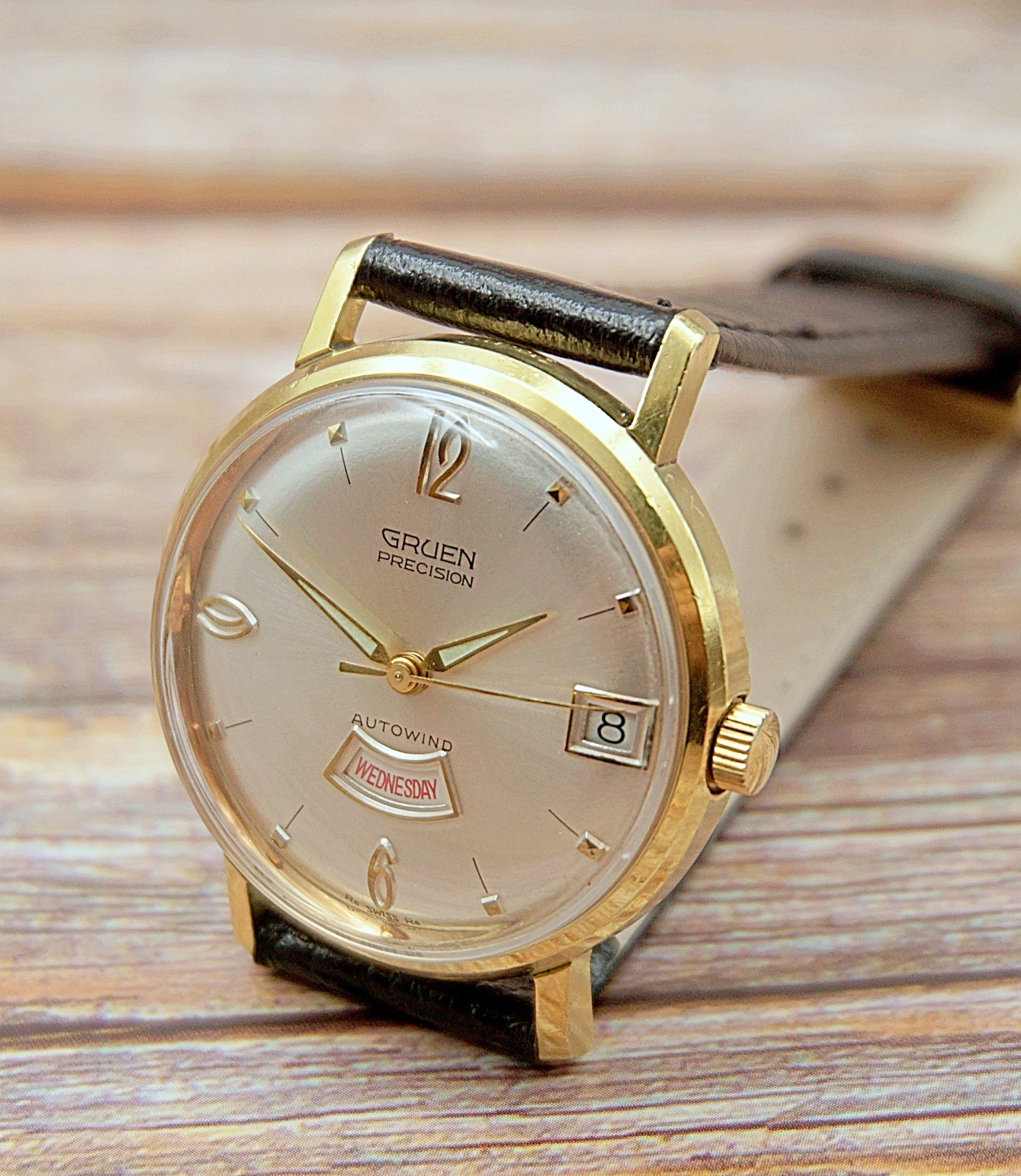 นาฬิกาเก่า GRUEN ออโตเมติก