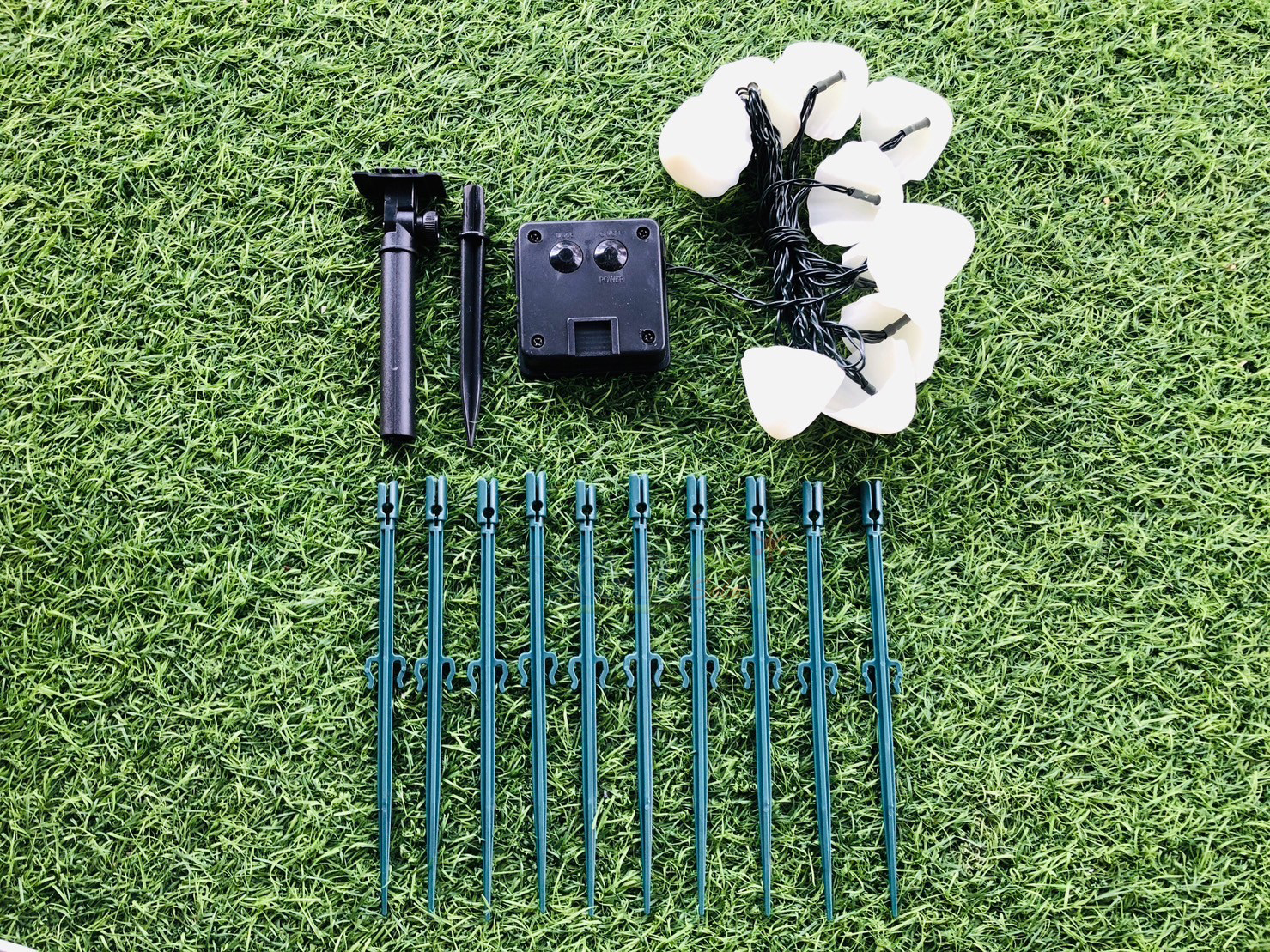 ไฟปักสนามโซล่าเซลล์ รูปเห็ด