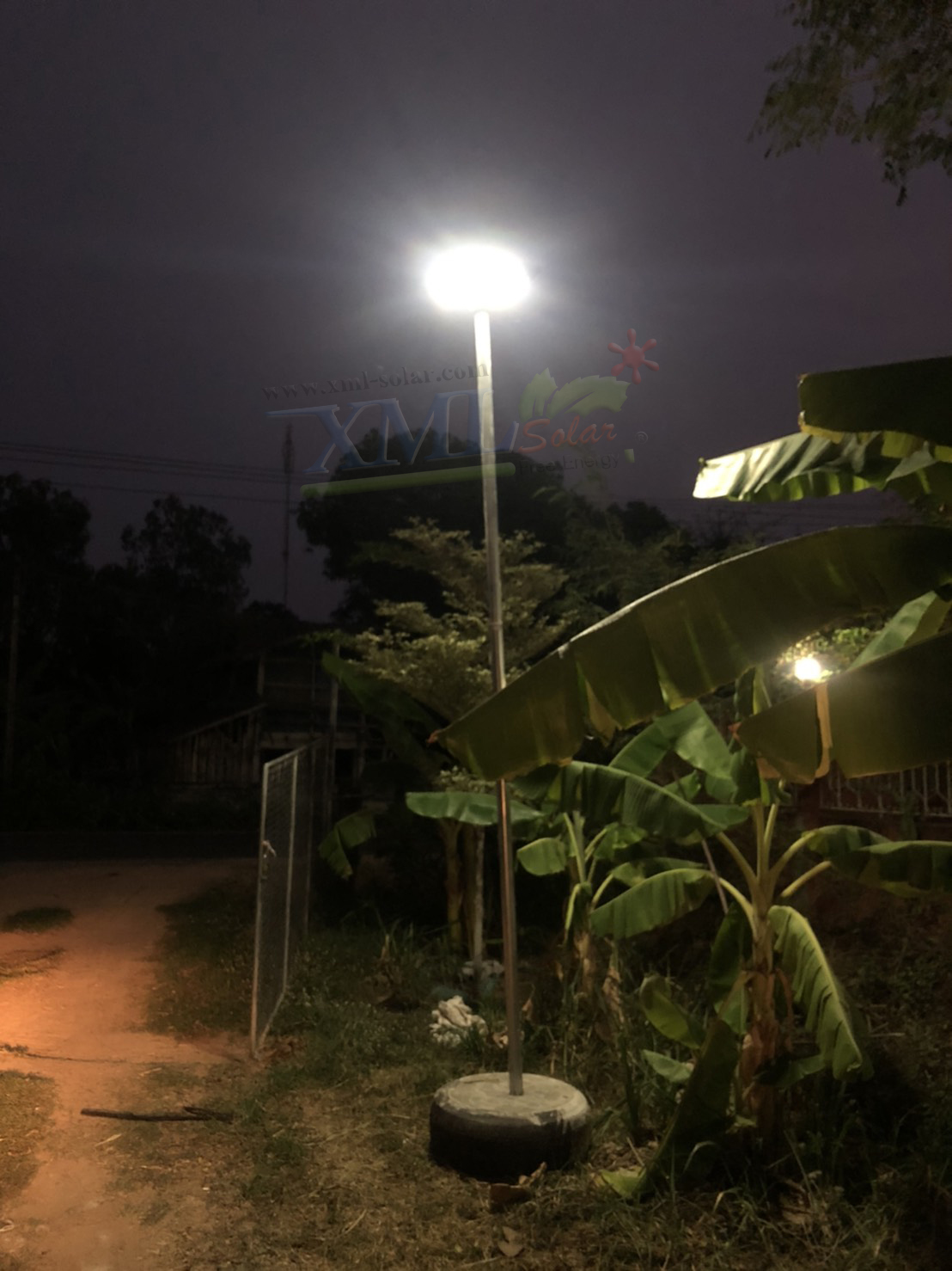 โคมไฟ UFO ทรงสี่เหลี่ยม รุ่น Modi x XML + ระบบ Motion รุ่น 300w (เปิดได้ 3 แสง)