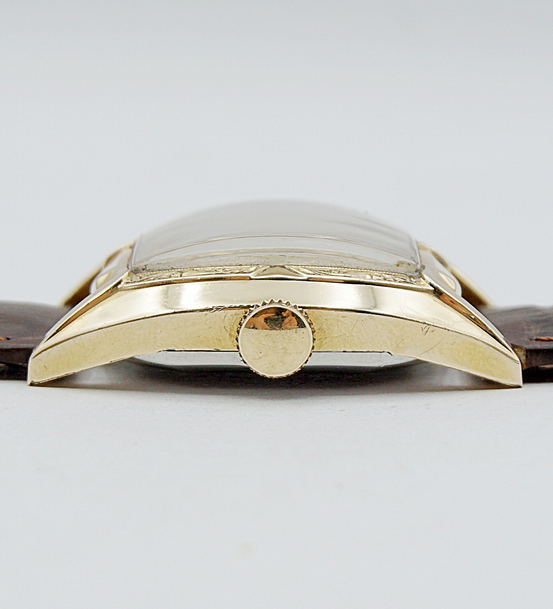 นาฬิกาเก่า WELSBRO ไขลานสองเข็มครึ่ง