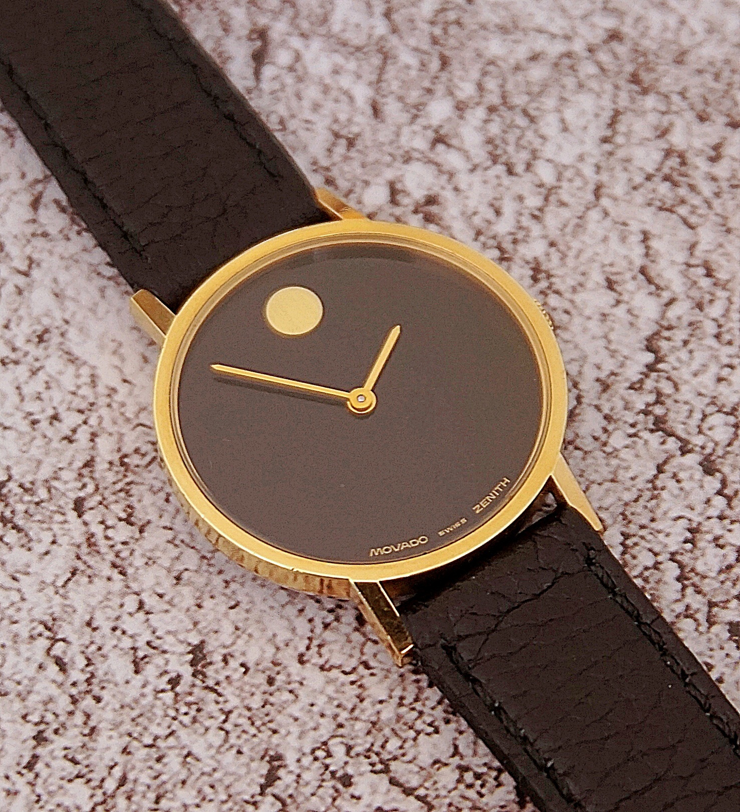 นาฬิกาเก่า MOVADO BY ZENITH ไขลาน