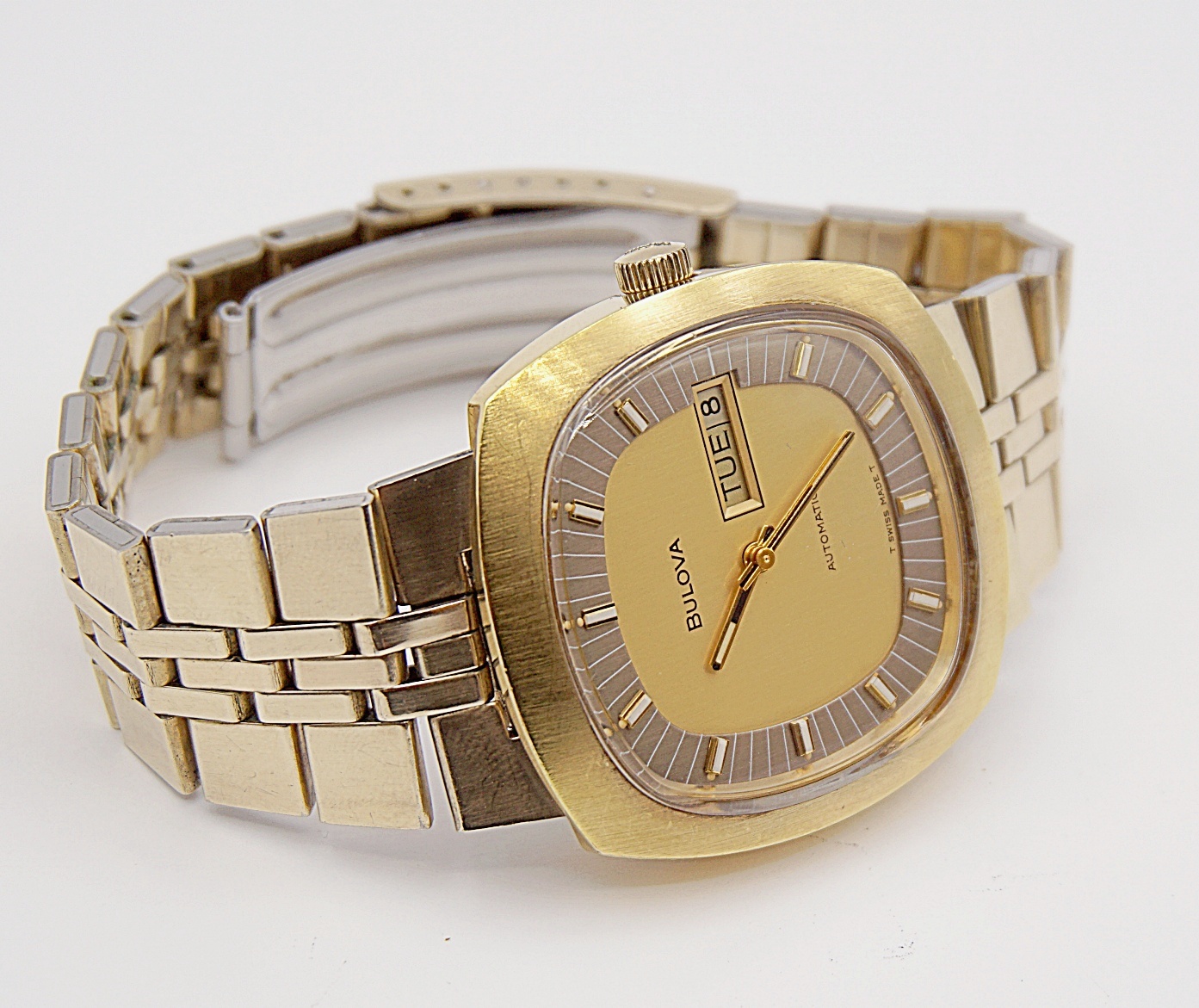 นาฬิกาเก่า BULOVA ออโตเมติก