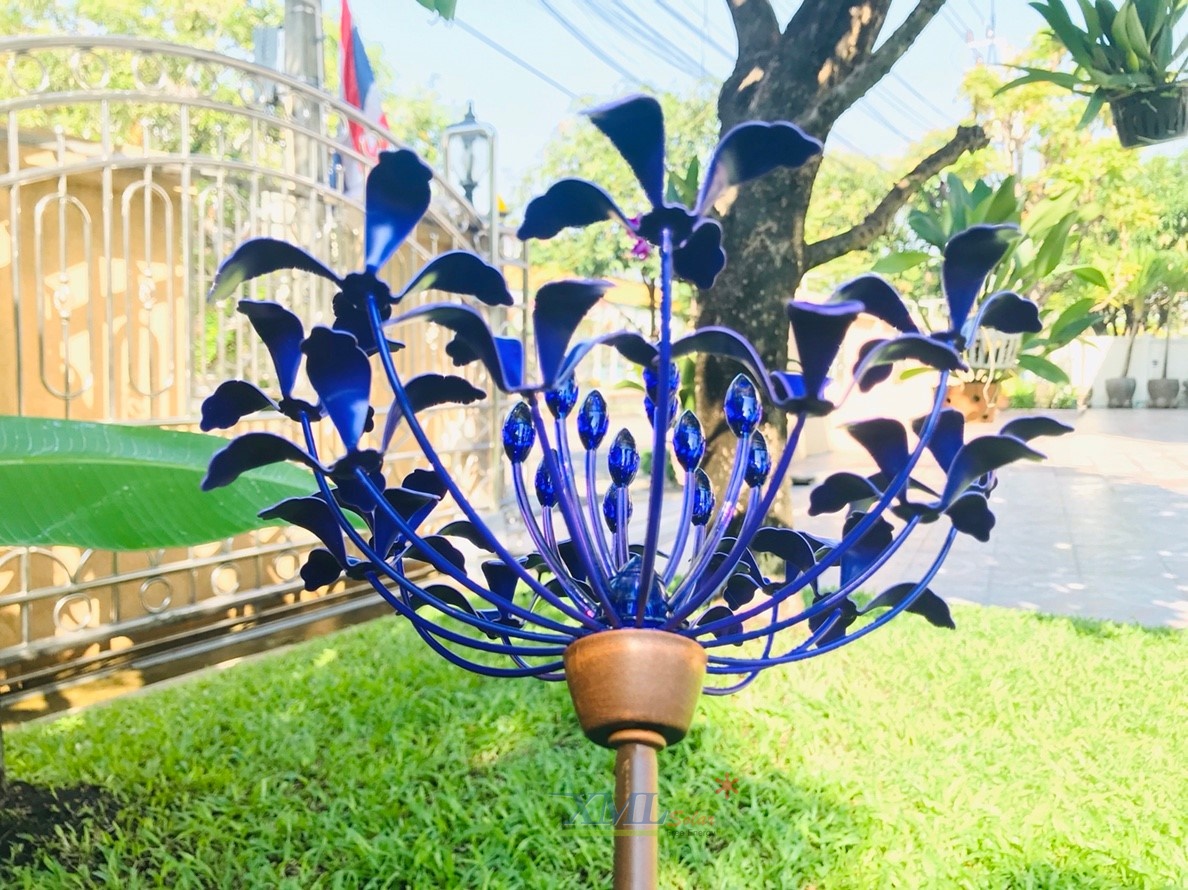 ไฟปักสนามโซล่าเซลล์ 2 LED ทรง ดอกไม้ม่วง (เเสง : ขาว )