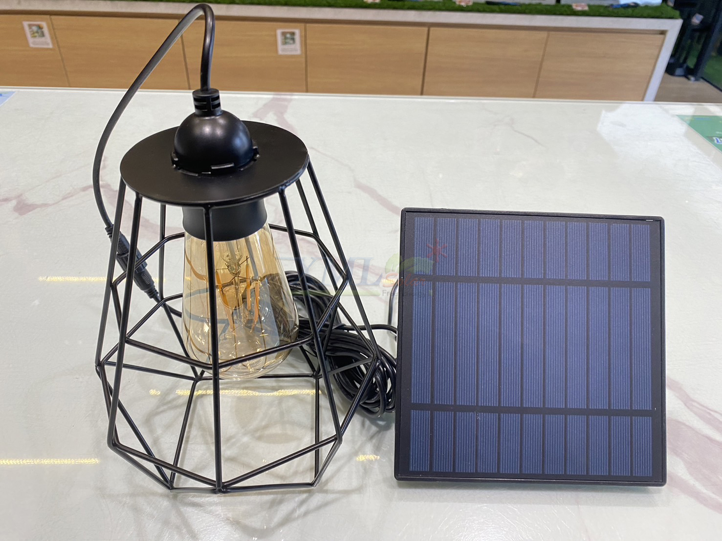 โคมไฟโซล่าเซลล์ ติดเพดาน รุ่น YL008-5A (แสง : เหลืองวอมไวท์)