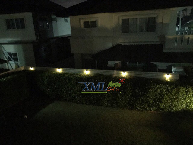 โคมไฟโซล่าเซลล์ ติดผนัง 2 LED ทรง ญี่ปุ่น (เเสง : เหลืองวอมไวท์)